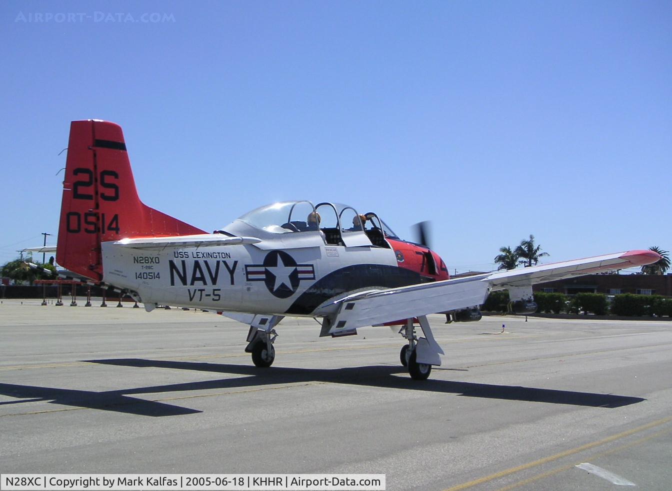 N28XC, 1954 North American T-28C Trojan C/N 226-91 (140514), North American T-28C taxiing in at Hawthorne Airport