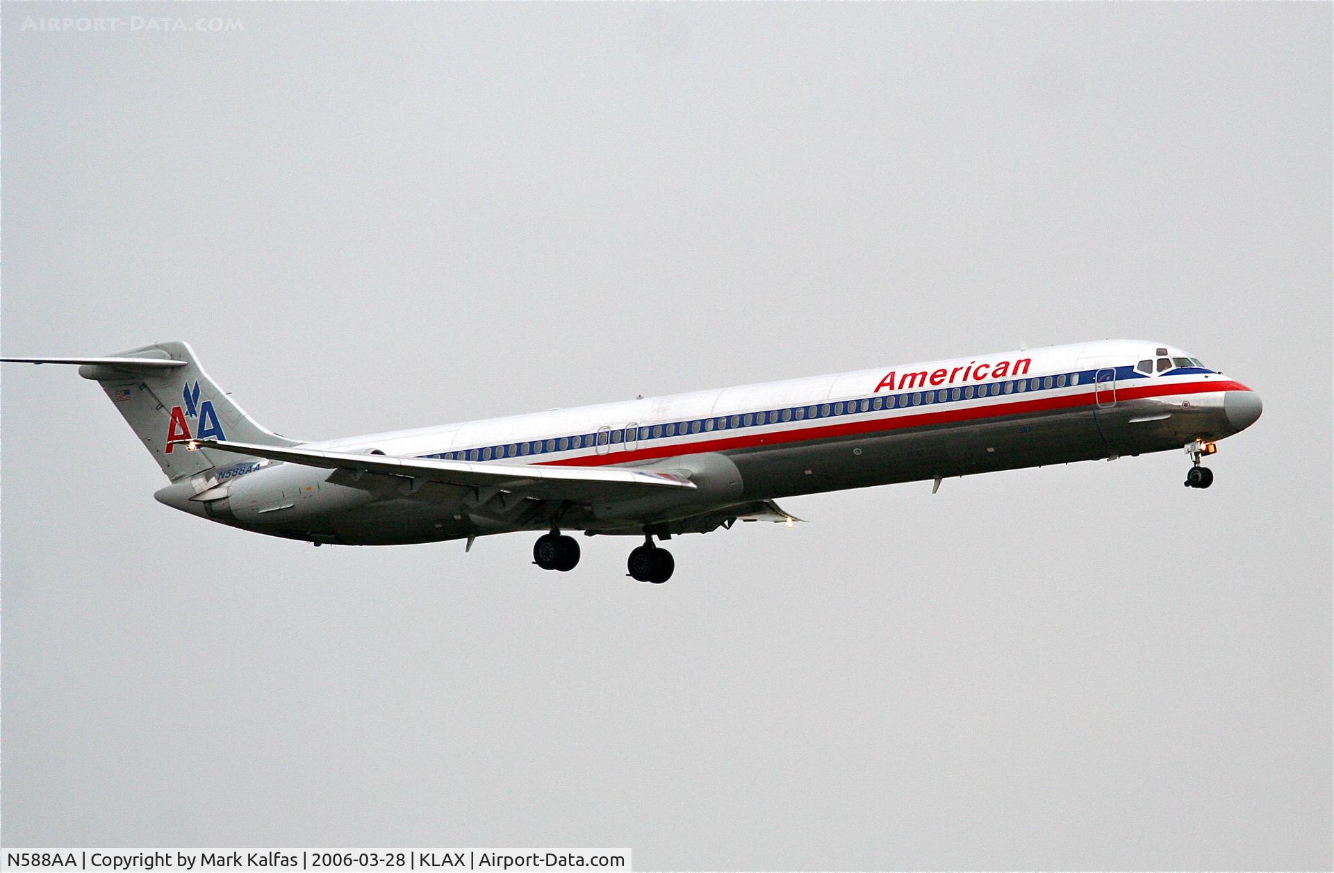 N588AA, 1991 McDonnell Douglas MD-83 (DC-9-83) C/N 53251, American Airlines Mcdonnell Douglas DC-9-83(MD-83), N588AA on approach RWY 7R KLAX