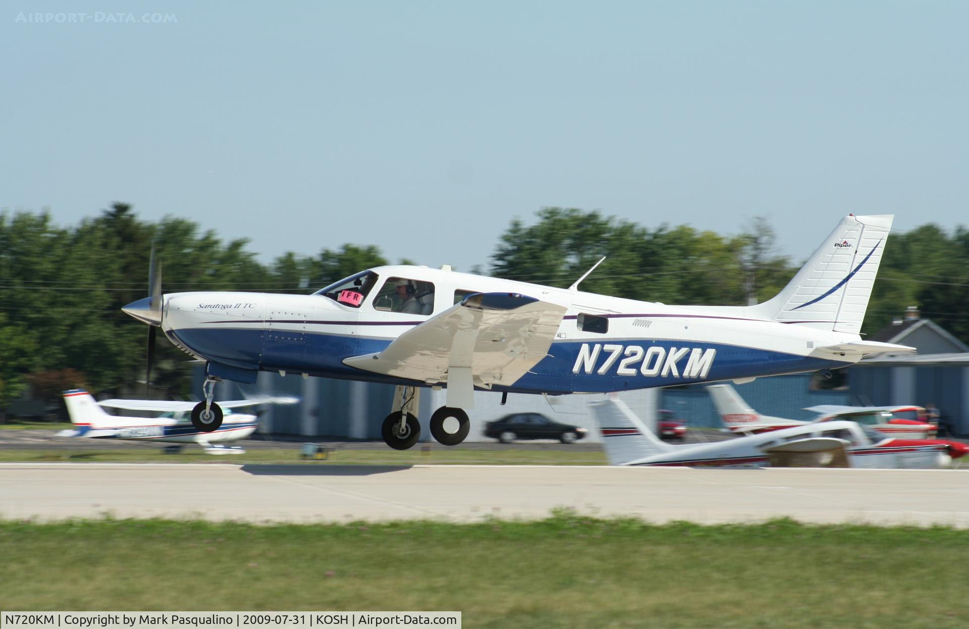 N720KM, 2002 Piper PA-32R-301T Turbo Saratoga C/N 3257300, Piper PA-32R-301T