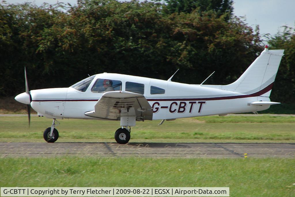 G-CBTT, 1977 Piper PA-28-181 Cherokee Archer II C/N 28-7890127, Piper PA-28-181 departs North Weald