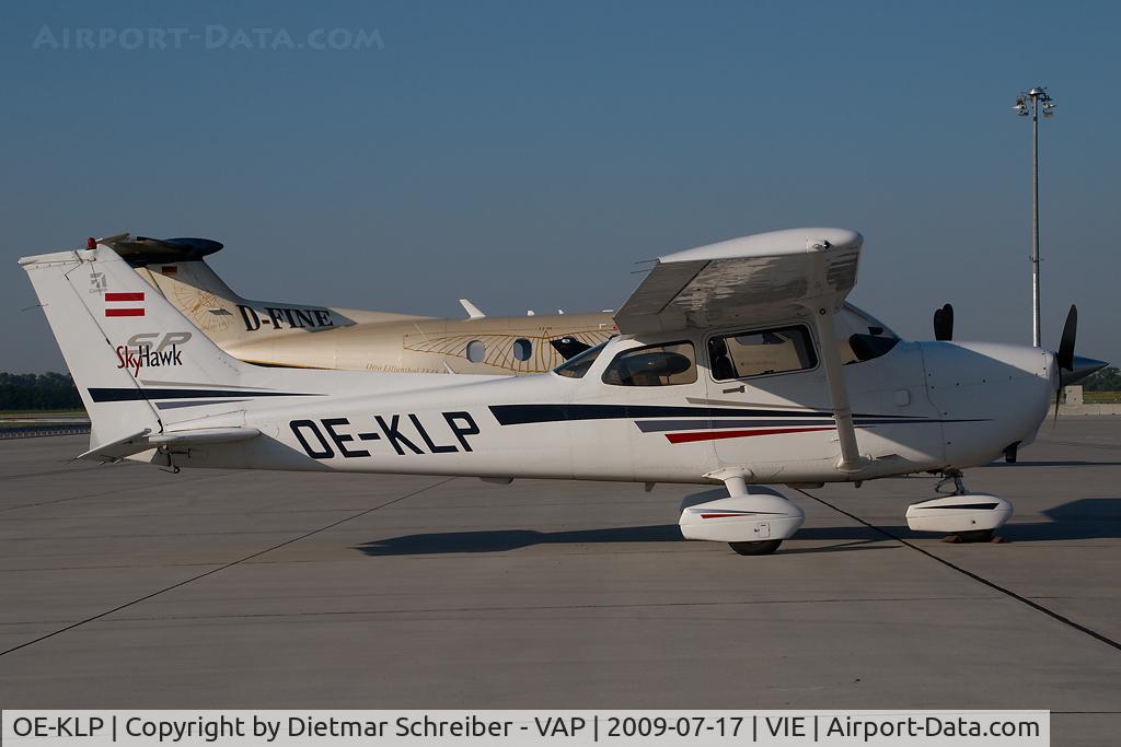 OE-KLP, Cessna 172S C/N 172S8814, Cessna 172
