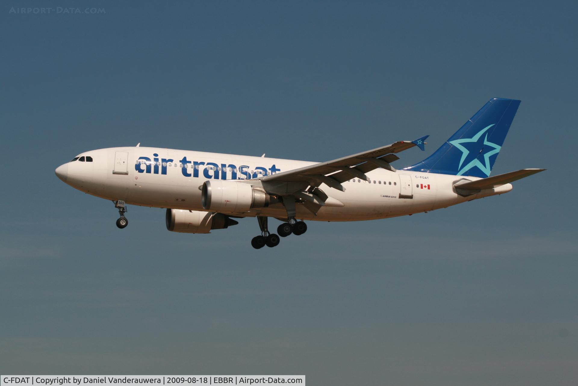 C-FDAT, 1992 Airbus A310-308 C/N 658, flight TSC158 is descending to rwy 25L