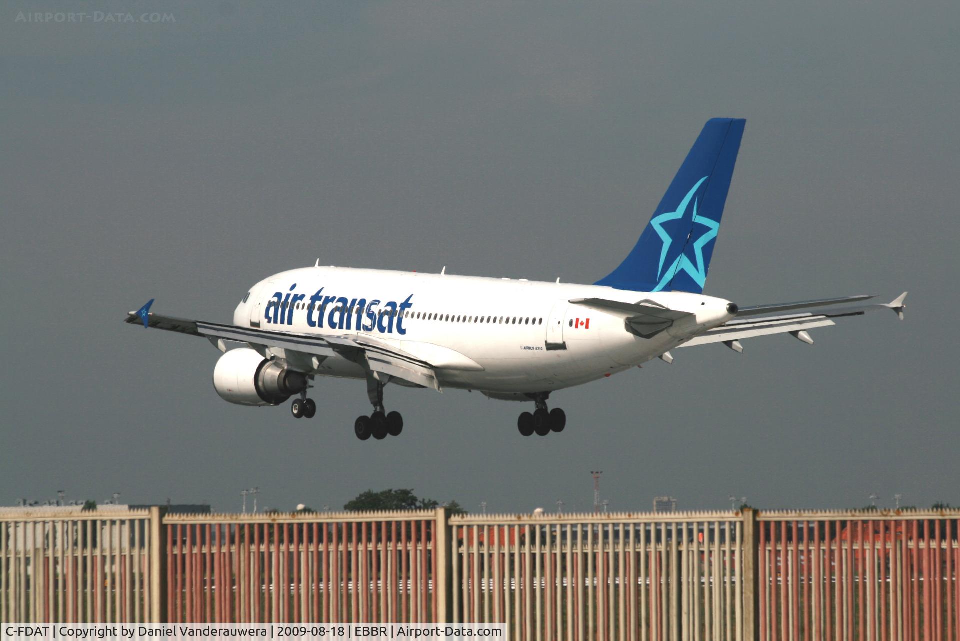 C-FDAT, 1992 Airbus A310-308 C/N 658, several seconds before landing on rwy 25L