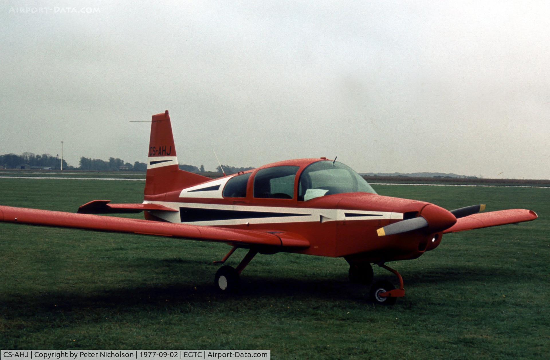 CS-AHJ, Grumman American AA-5 Traveler C/N AA5-0203, AA-5 Traveler at the 1977 Cranfield Business & Light Aviation Show.