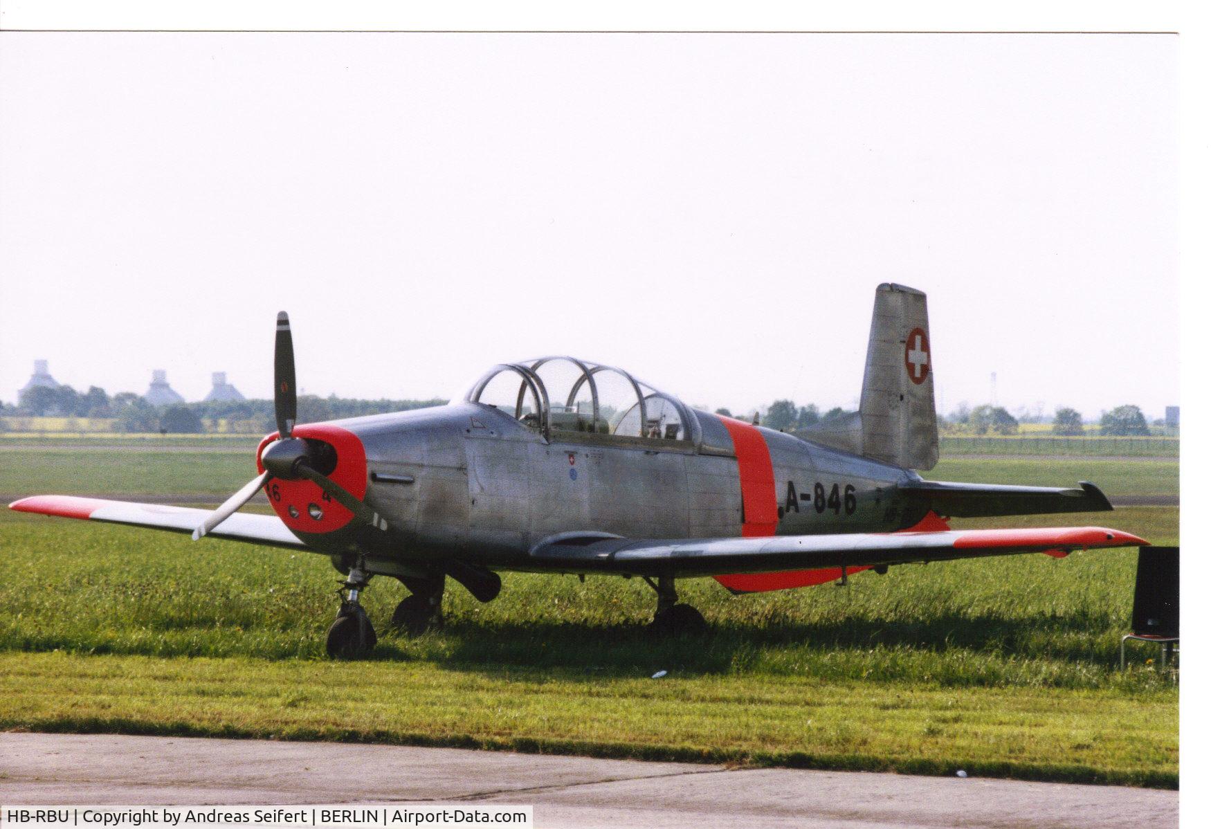 HB-RBU, 1958 Pilatus P3-05 C/N 484-33, Berlin ILA 2002