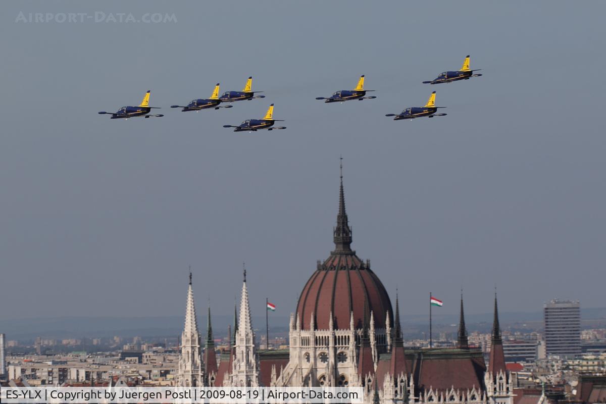 ES-YLX, Aero L-39 Albatros C/N 432905, Red Bull Air Race Budapest 2009 - Aero L-39 Albatros