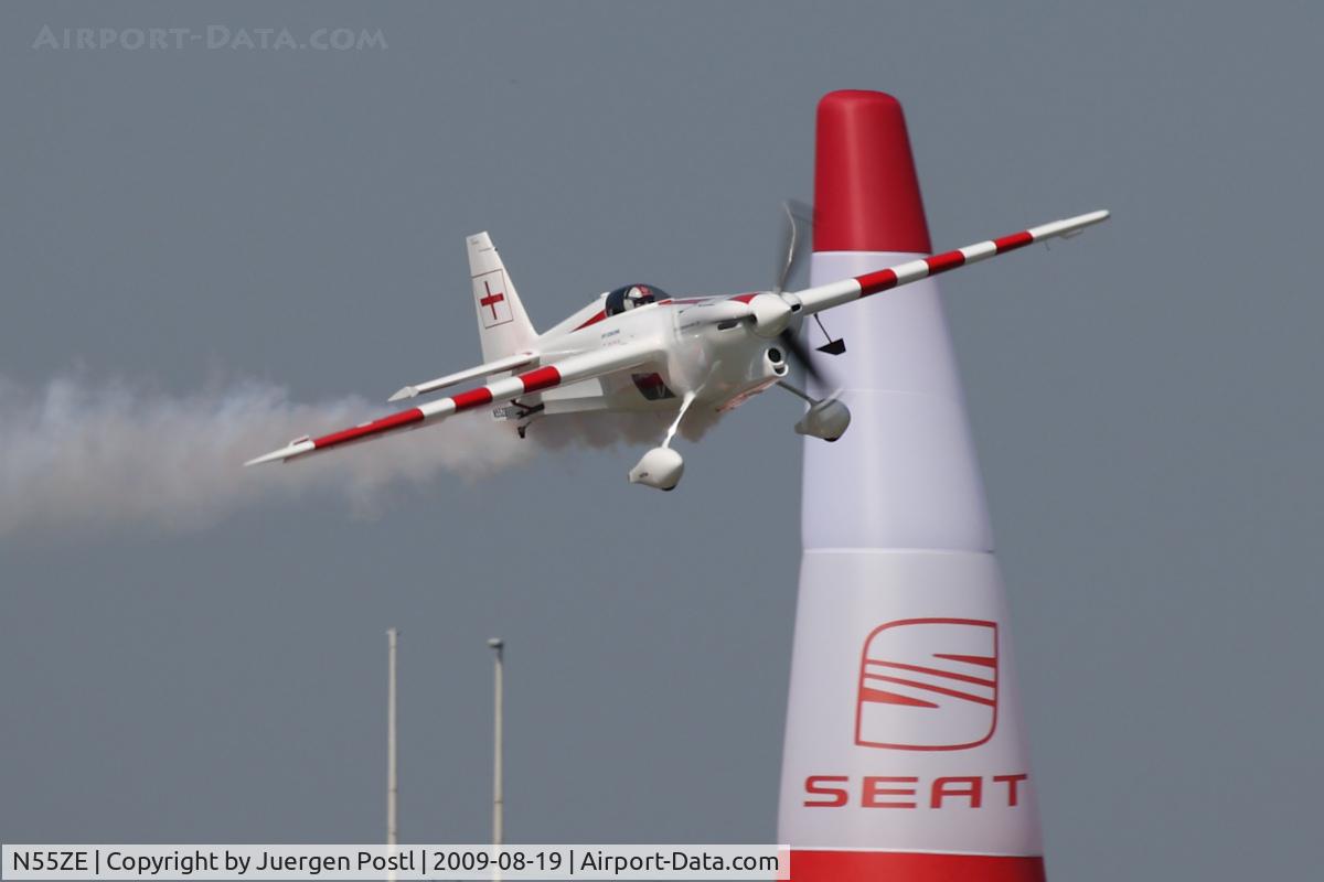 N55ZE, 2007 Zivko Edge 540 C/N 0040A, Red Bull Air Race Budapest 2009 - Paul Bonhomme
