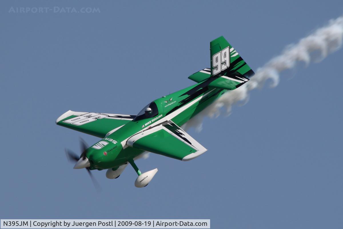 N395JM, 2004 Zivko Edge 540 C/N 0033, Red Bull Air Race Budapest 2009 - Mike Goulian