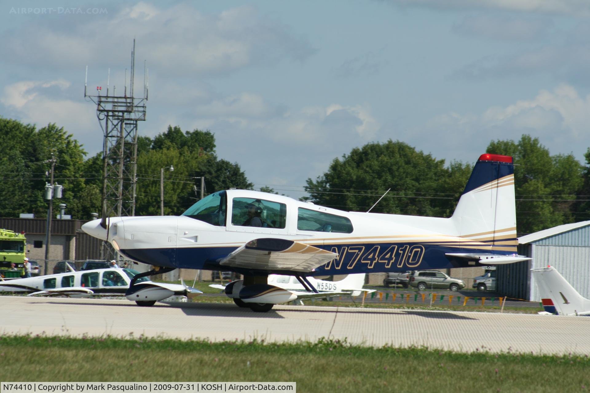 N74410, 1976 Grumman American AA-5B Tiger C/N AA5B-0215, AA-5B