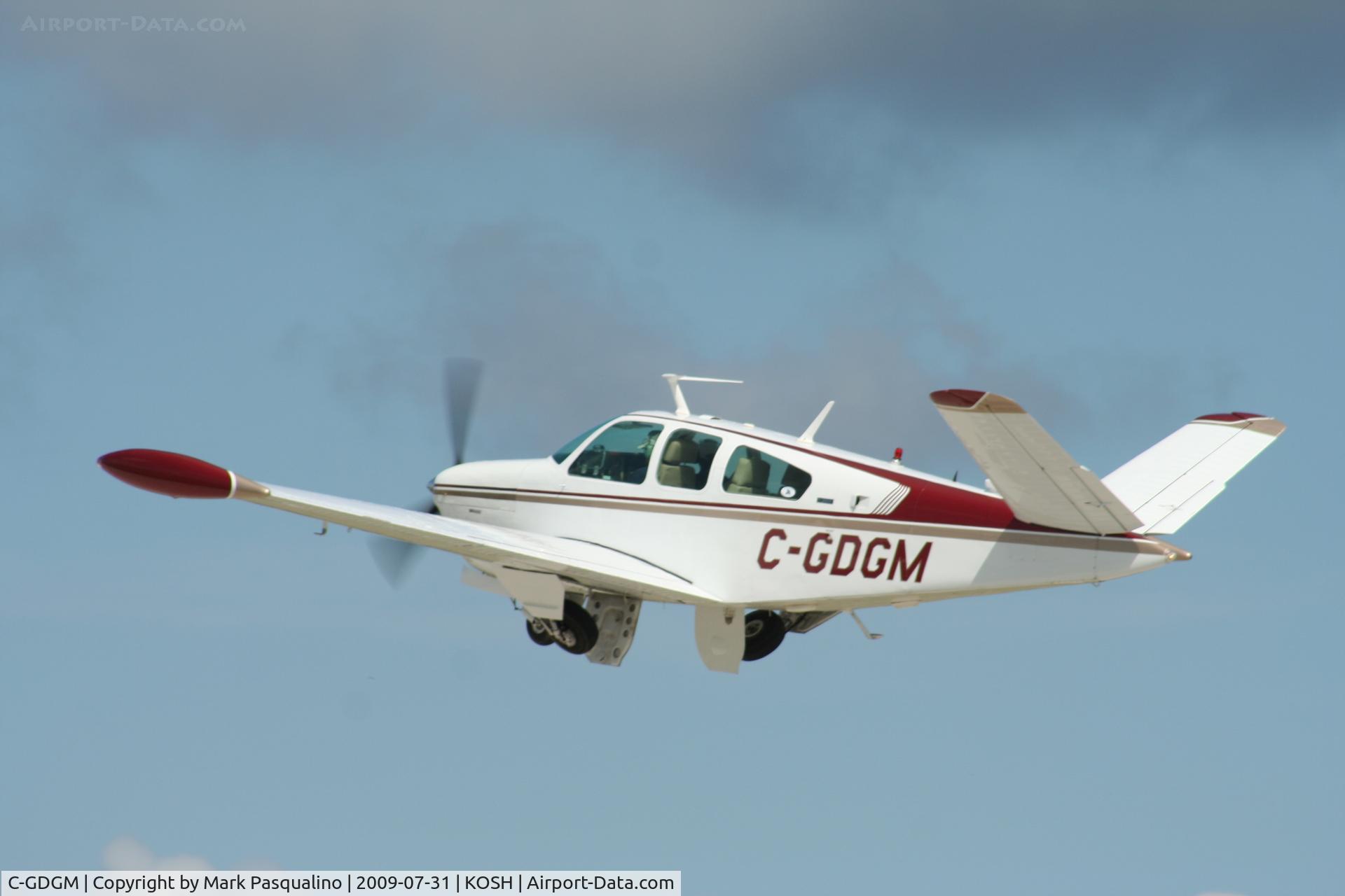 C-GDGM, 1971 Beech V35B Bonanza C/N D-9215, Beech V35B