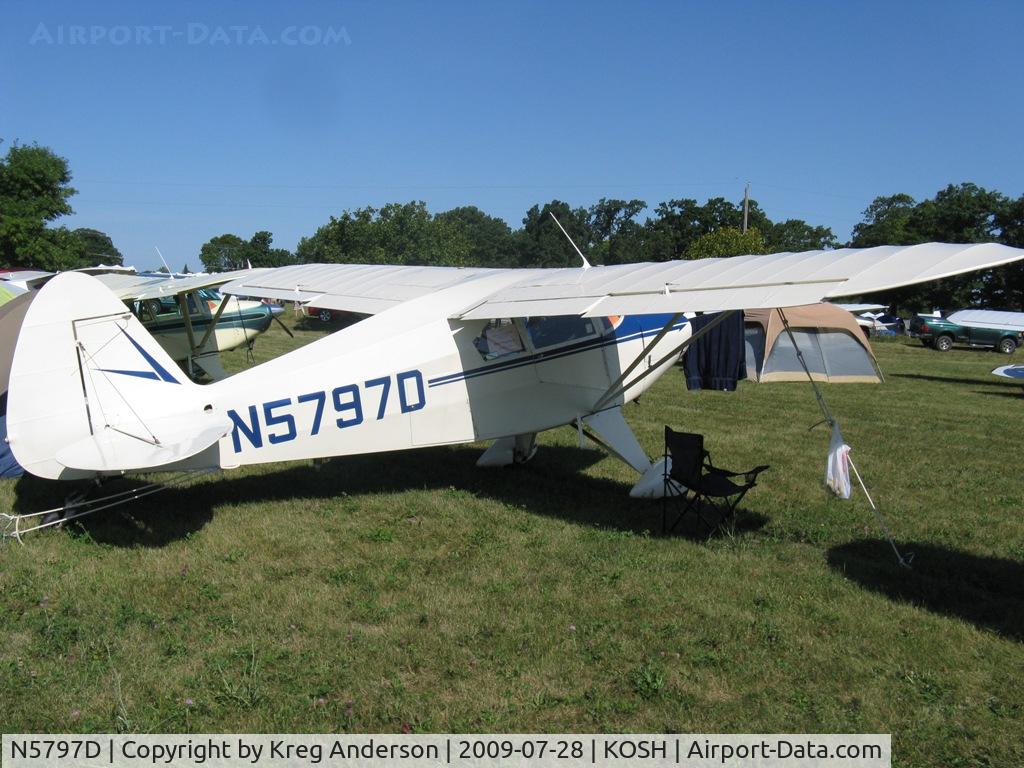 N5797D, 1956 Piper PA-22-150 Tri-Pacer C/N 22-4473, EAA Airventure 2009