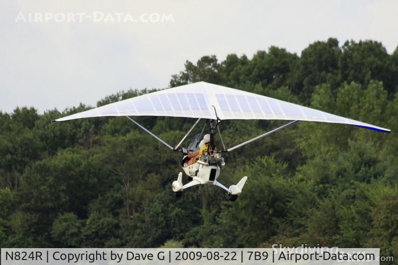 N824R, Apollo Monsoon C/N 000012, Climbing away from Ellington, CT