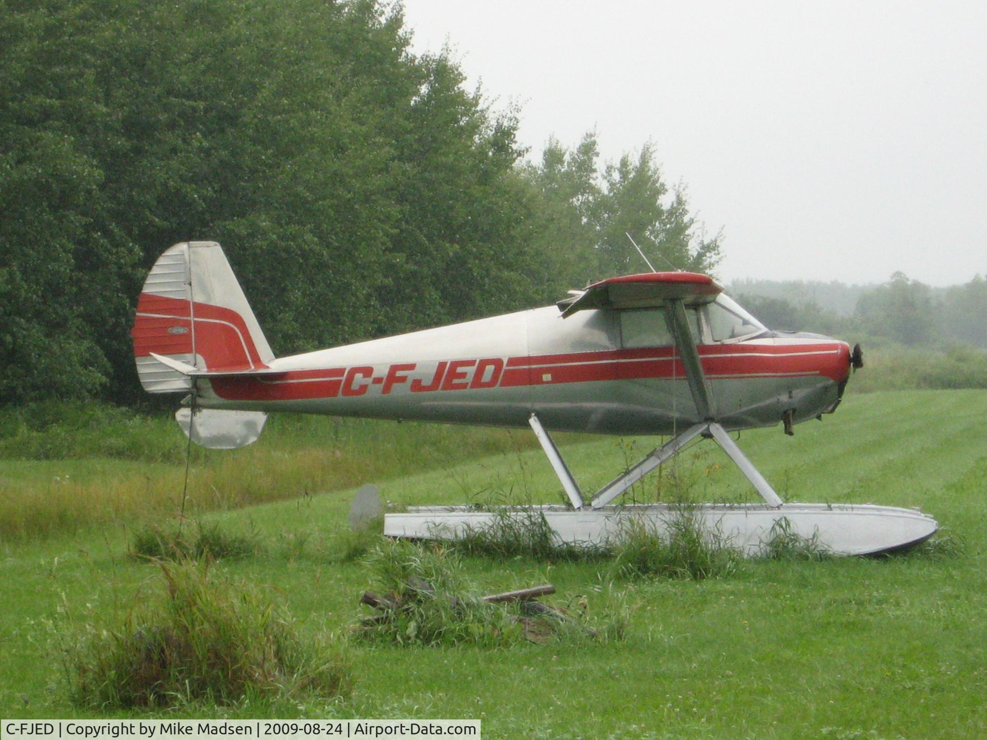 C-FJED, 1947 Luscombe 8E Silvaire C/N 5868, Near Selkirk,MB