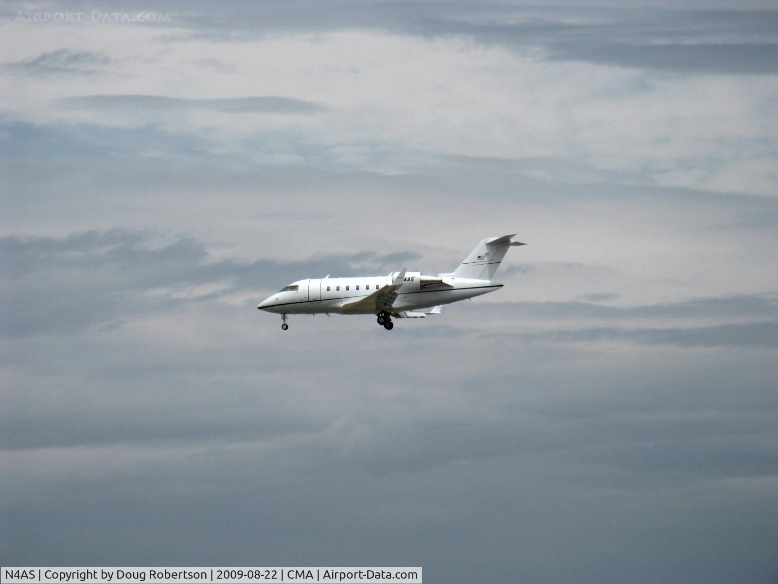 N4AS, 2007 Bombardier Challenger 605 (CL-600-2B16) C/N 5721, 2007 Bombardier CL-600-2B16 CHALLENGER 604, two General Electric CF34-3B1 turbofans 9,220 lb st each, on final for Rwy 26