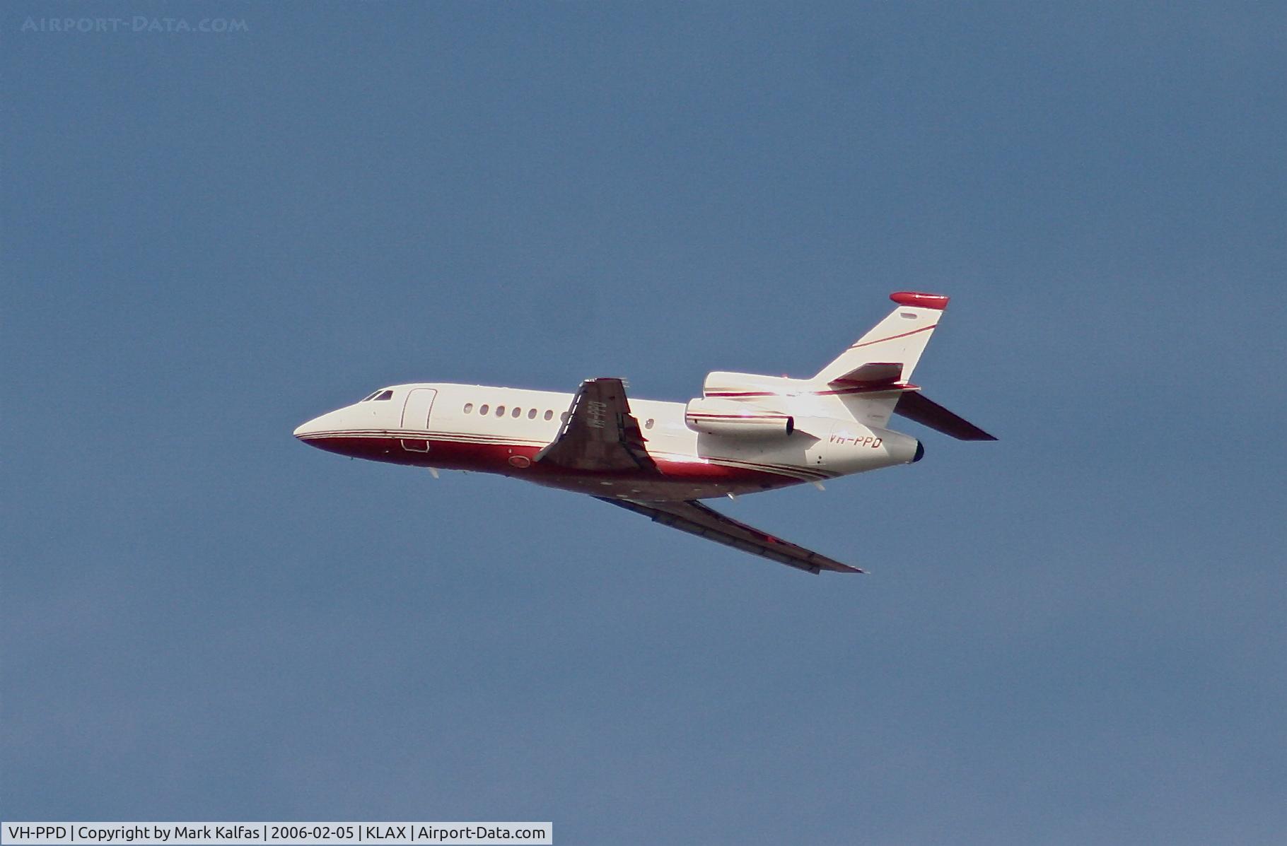 VH-PPD, 2000 Dassault Falcon 900C C/N 185, Paspaley Pearl's FALCON 900, VH-PPD departing 25L KLAX