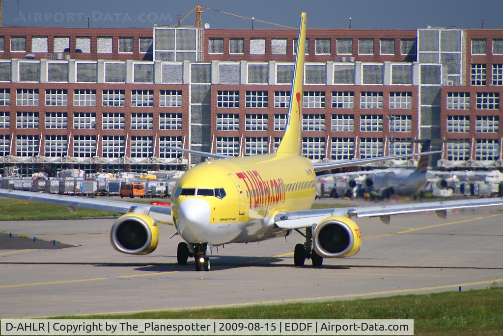 D-AHLR, 2002 Boeing 737-8K5 C/N 32907, Yellow Cab making it´s way to Rwy 18W