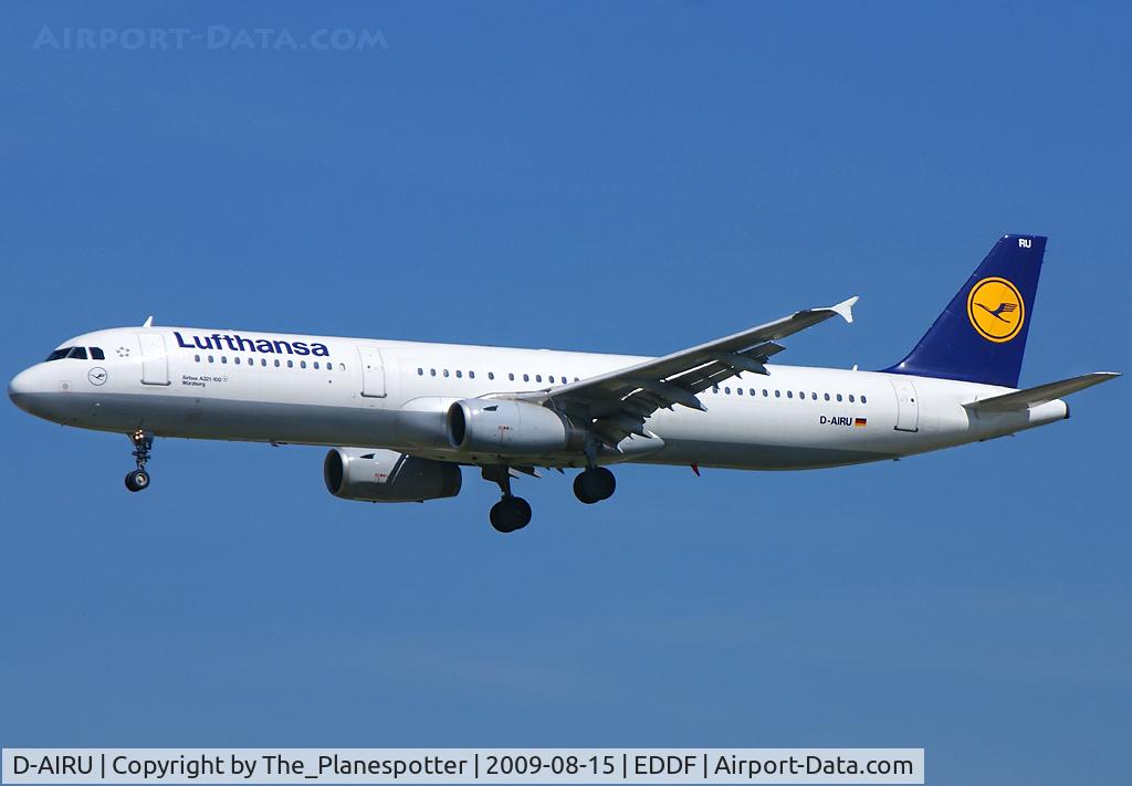 D-AIRU, 1997 Airbus A321-131 C/N 692, Usual 25R Traffic today :-)