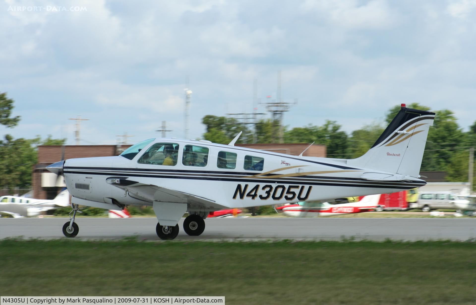 N4305U, 2000 Raytheon Aircraft Company A36 Bonanza C/N E-3305, Beech A36