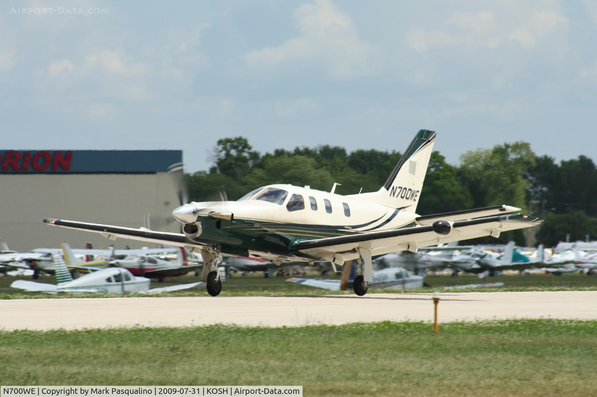 N700WE, 2001 Socata TBM-700 C/N 214, Socata TBM 700