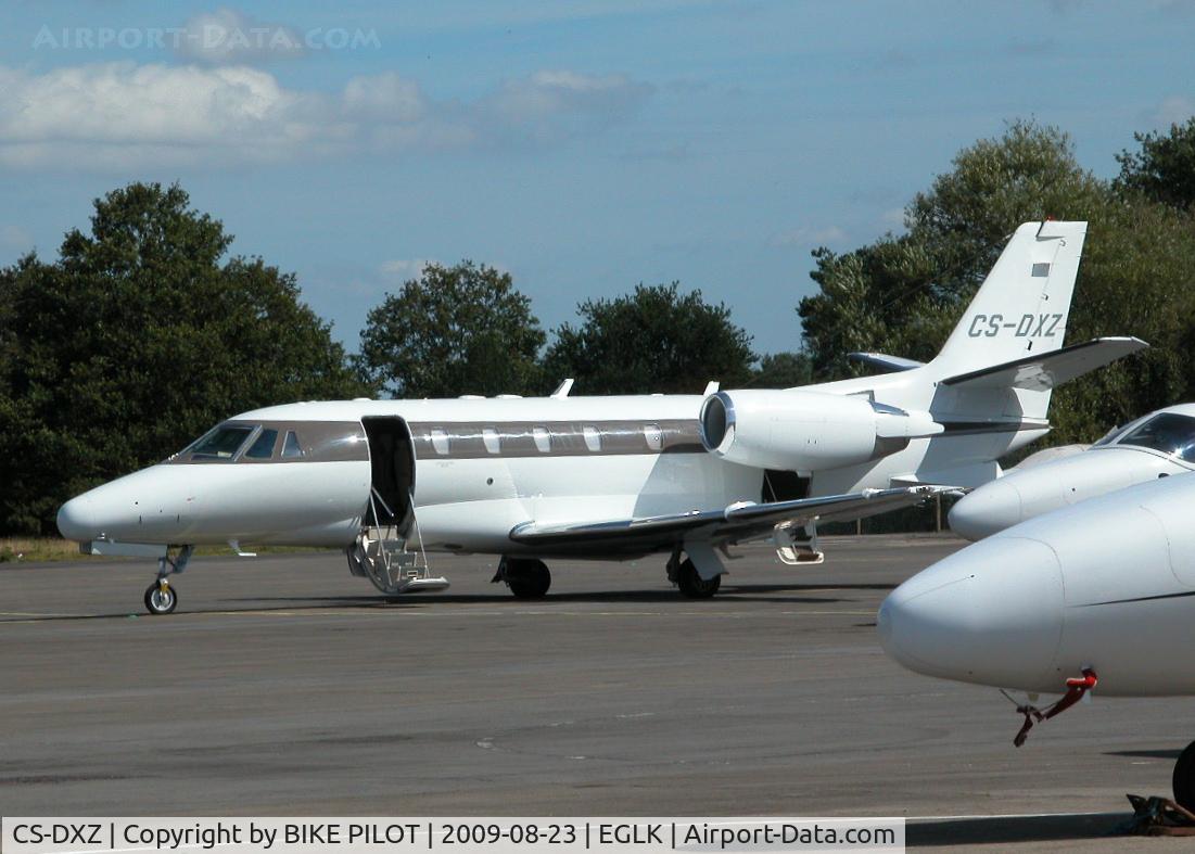 CS-DXZ, 2008 Cessna 560 XLS Citation Excel C/N 560-5796, NETJETS CITATION EXCEL WAITING FOR PASSENGERS