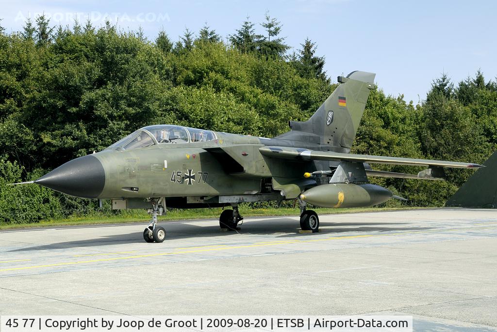 45 77, Panavia Tornado IDS(T) C/N 690/GT059/4277, One of the last Tornadoes in the old green camo.