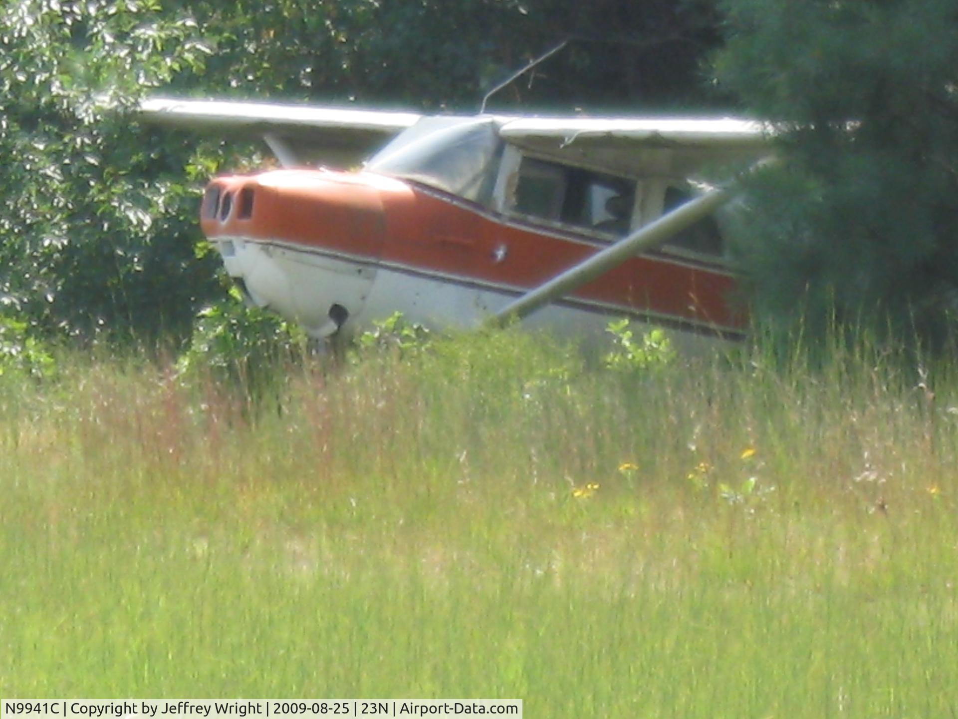 N9941C, 1959 Silvaire 8F C/N S-45, abanded Luscombe 8F