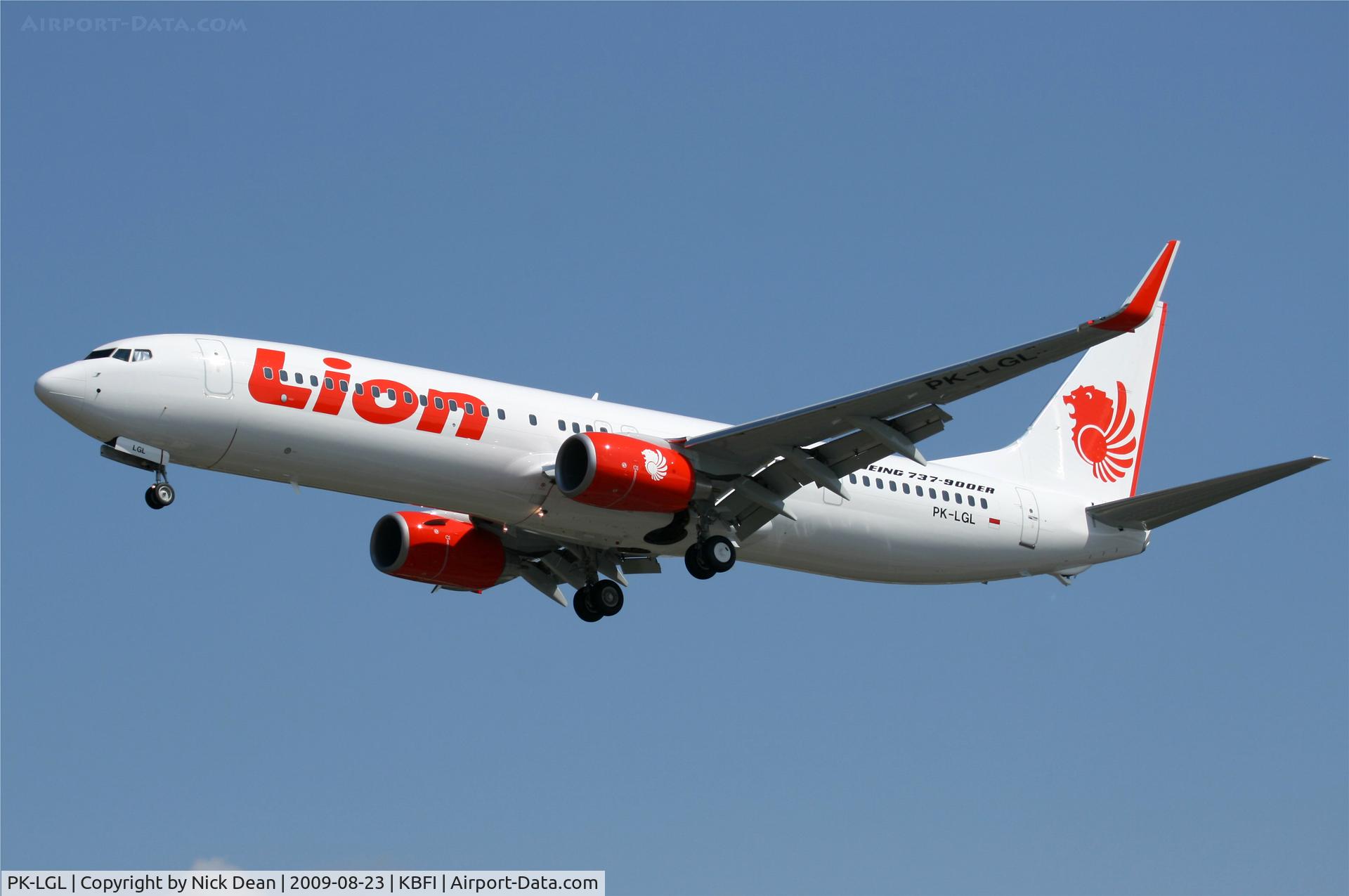 PK-LGL, 2009 Boeing 737-9GP/ER C/N 35729, KBFI