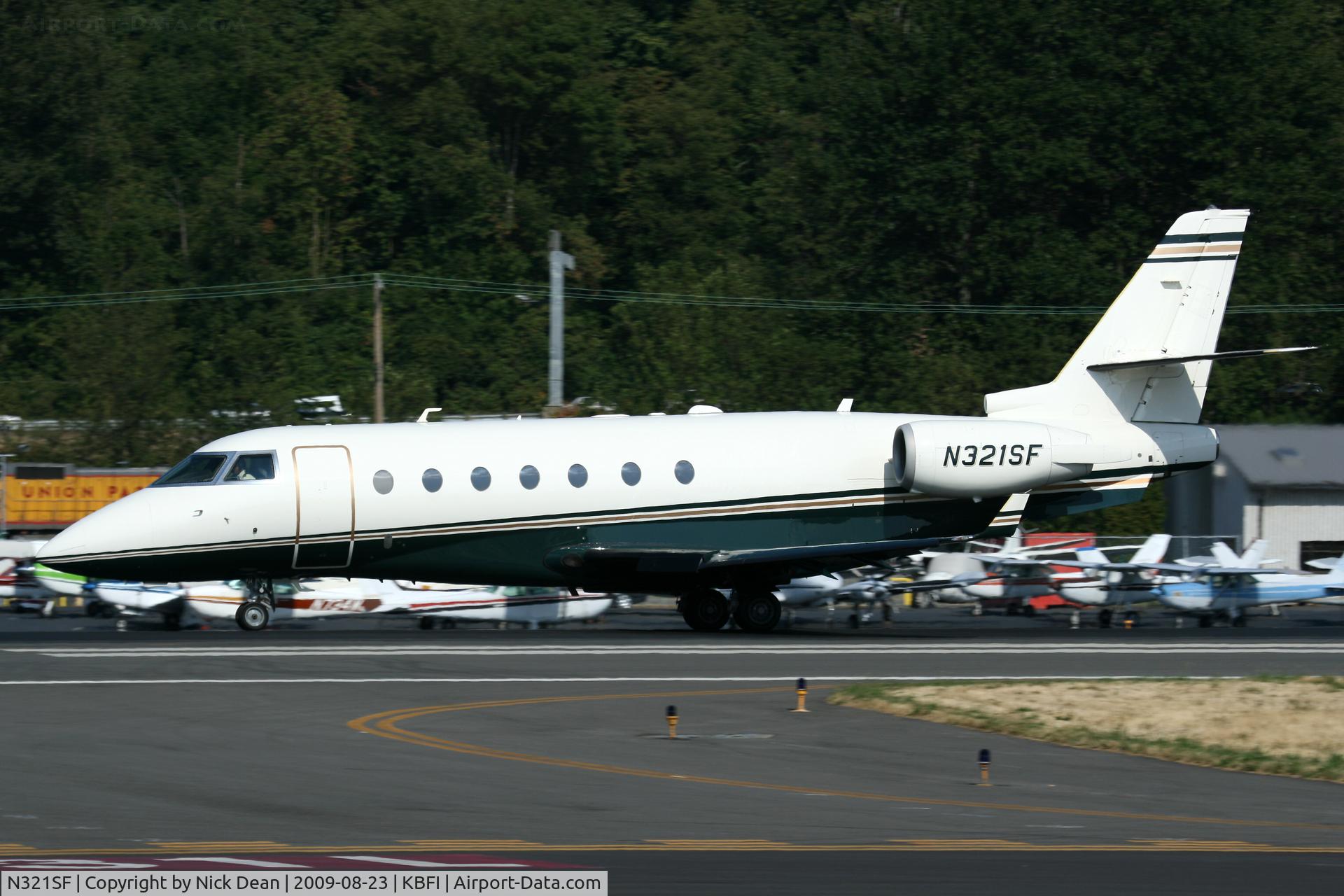 N321SF, 2000 Israel Aircraft Industries IAI-1126 Galaxy C/N 021, KBFI