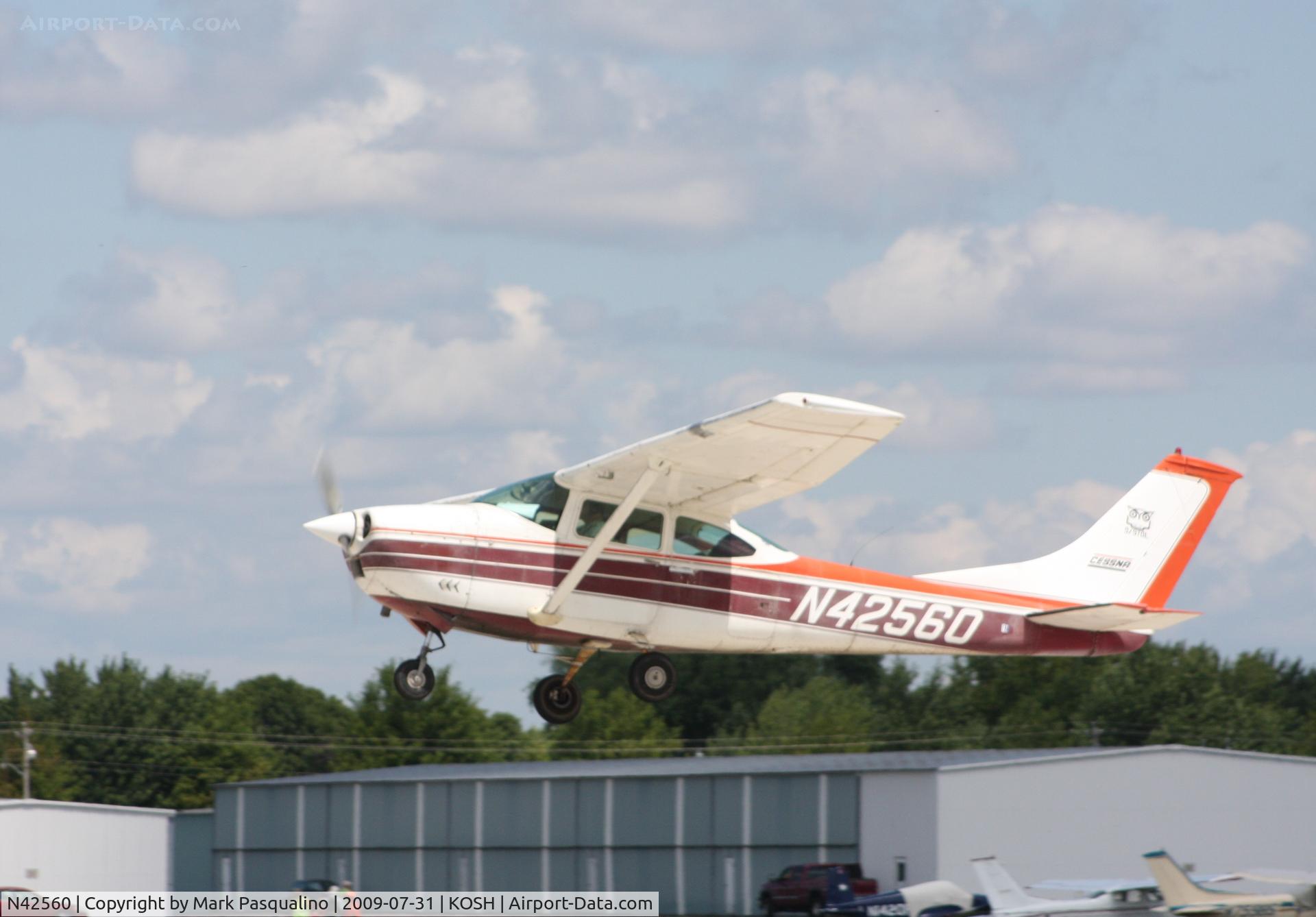 N42560, 1968 Cessna 182L Skylane C/N 18259077, Cessna 182L