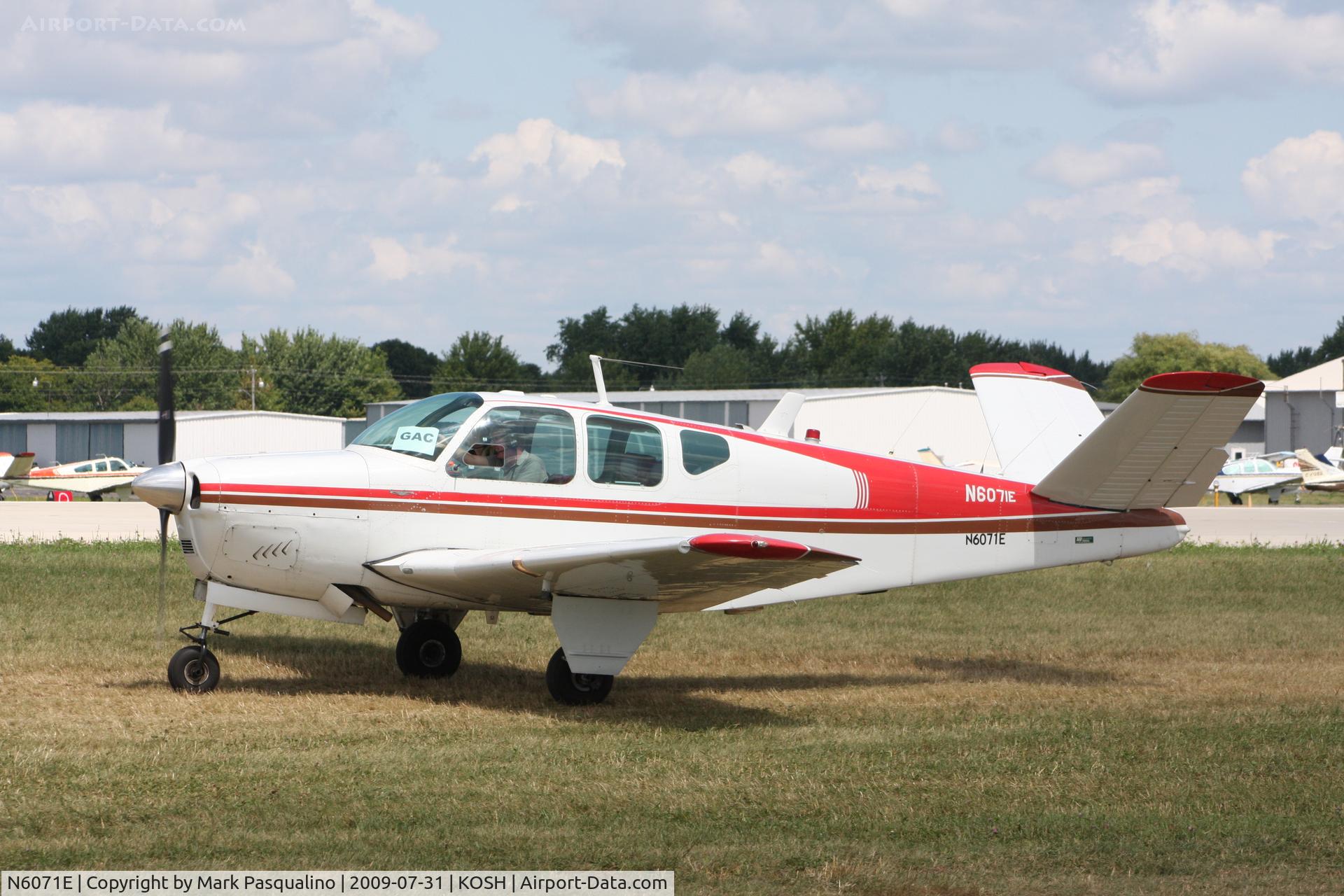 N6071E, 1959 Beech K35 Bonanza C/N D-6021, Beech K35