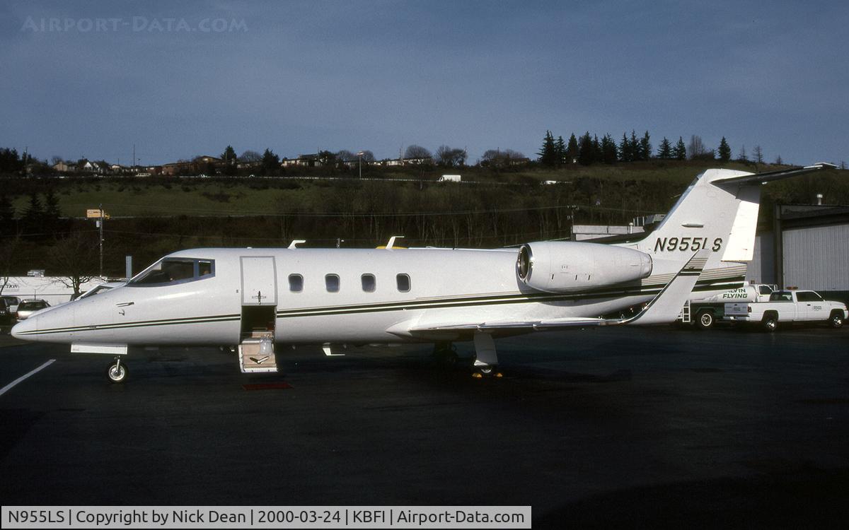 N955LS, 1981 Learjet 55 C/N 55-009, KBFI