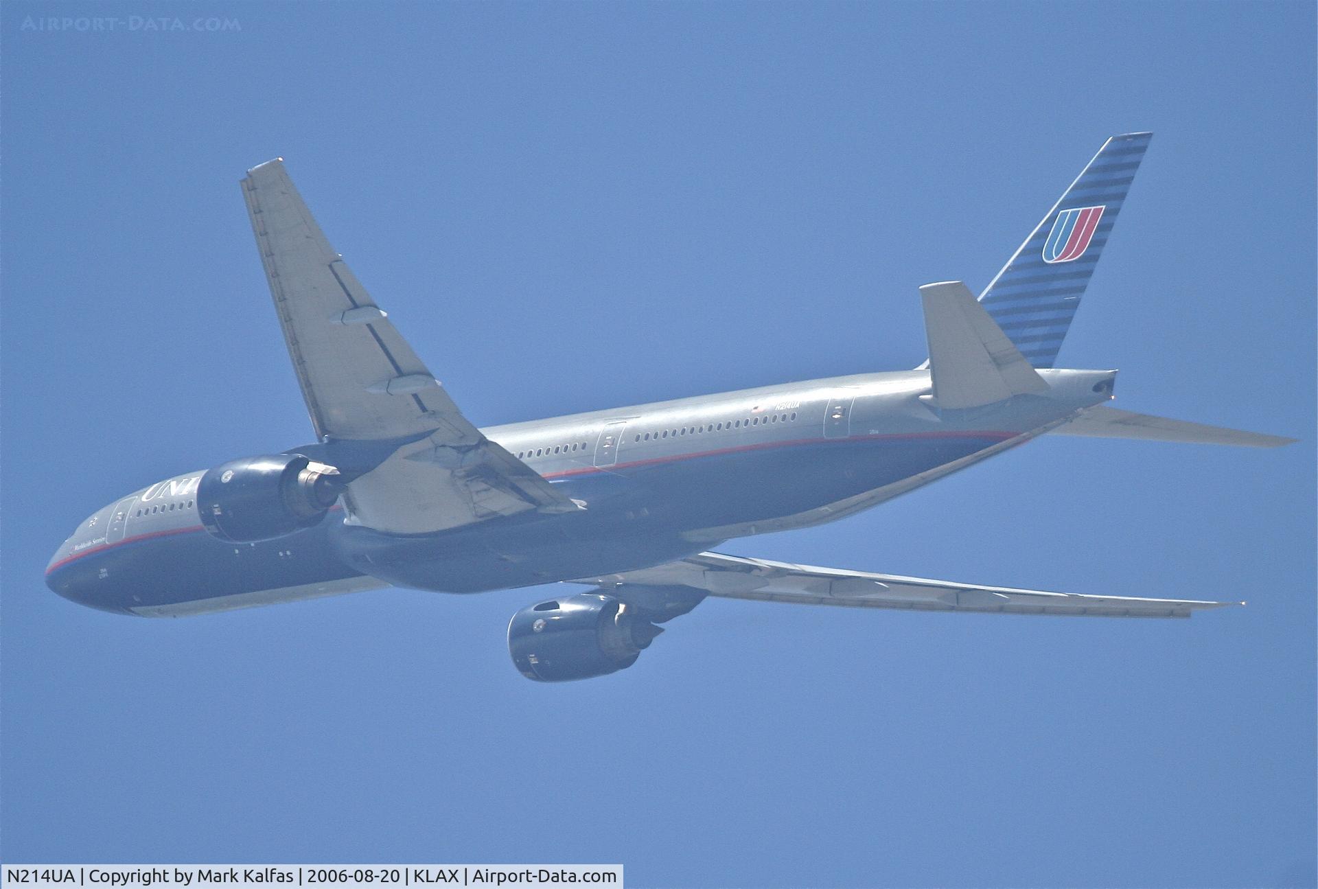 N214UA, 2000 Boeing 777-222 C/N 30220, United Airlines Boeing 777-222, N214UA KLAX 25R departure