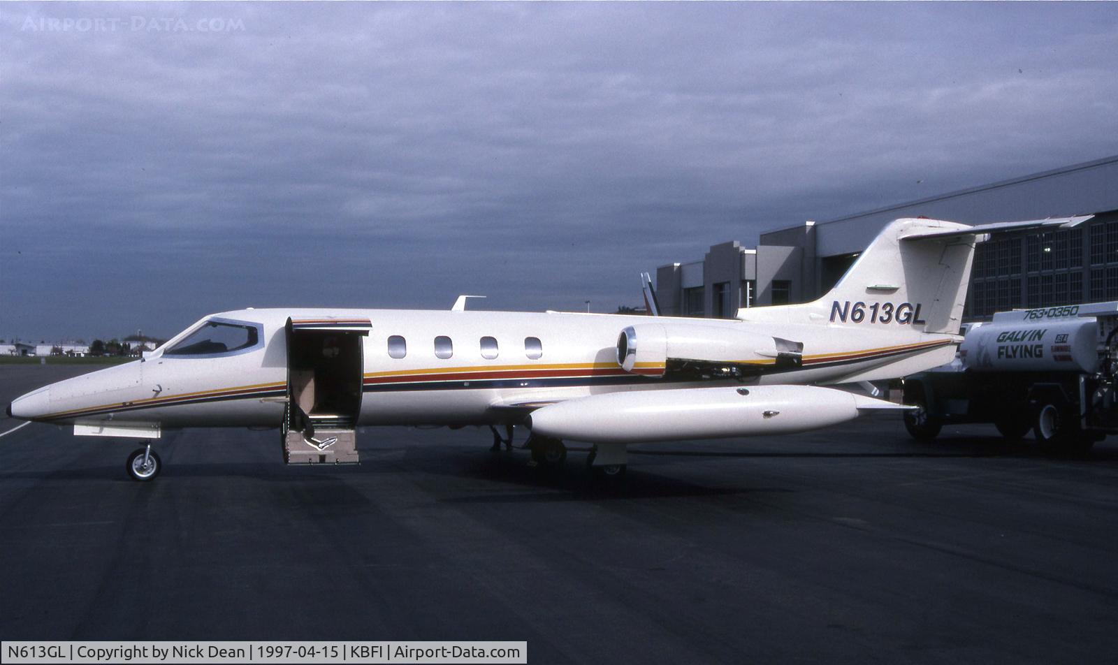 N613GL, 1981 Learjet 25D C/N 25D-329, KBFI