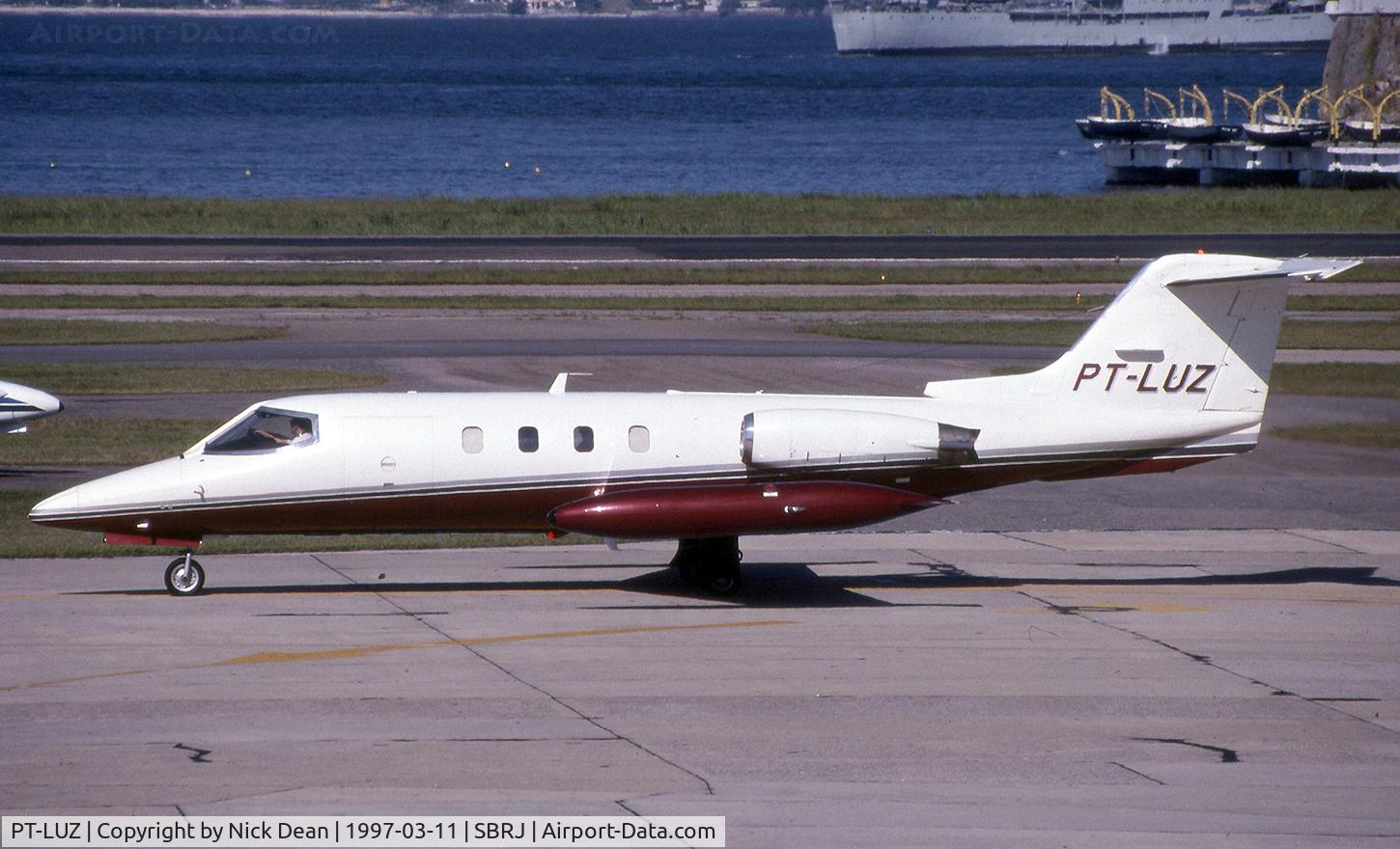 PT-LUZ, 1981 Learjet 25D C/N 25D-335, SBRJ