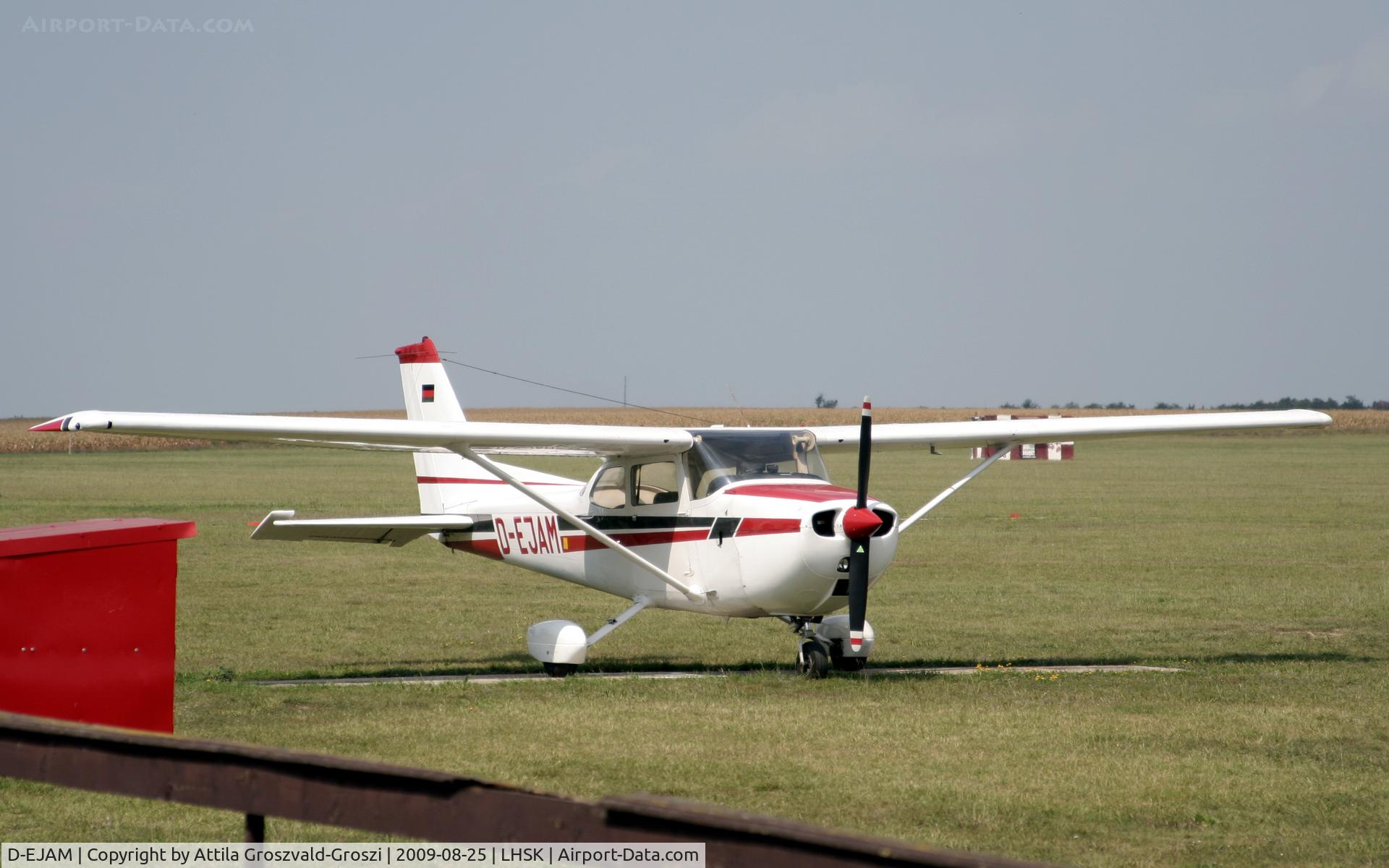 D-EJAM, 1977 Reims F172M Skyhawk C/N 1497, Siófok-Kiliti Airport, LHSK Hungary