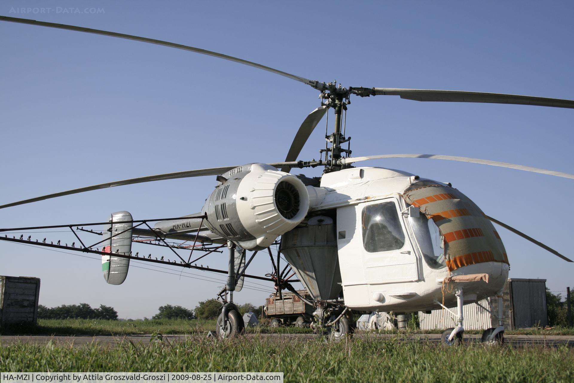 HA-MZI, 1973 Kamov Ka-26 Hoodlum C/N 7303408, Papa-Palhaza Off Airport