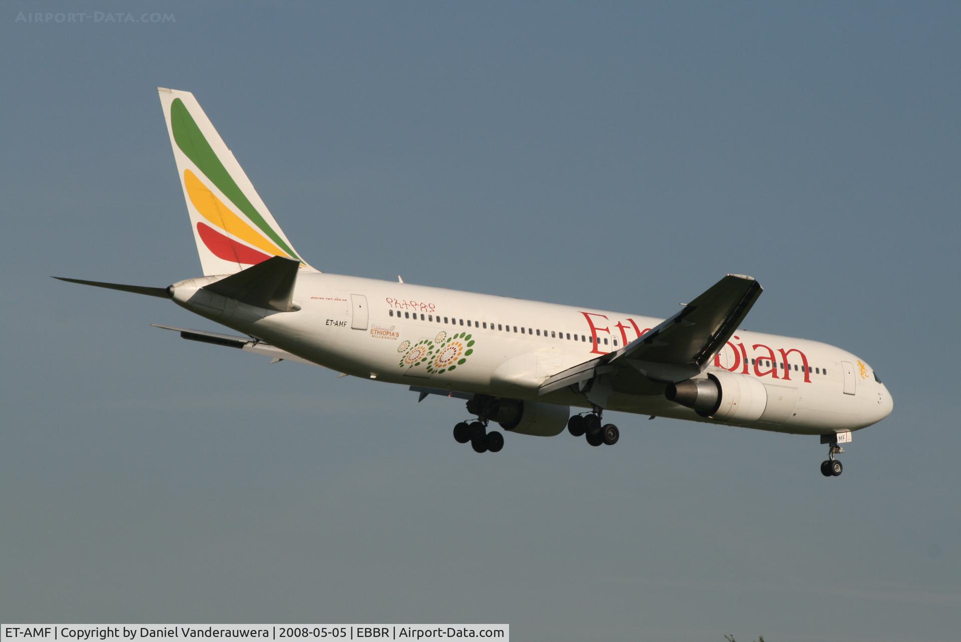 ET-AMF, 2000 Boeing 767-3BG/ER C/N 30563, descending to rwy 02