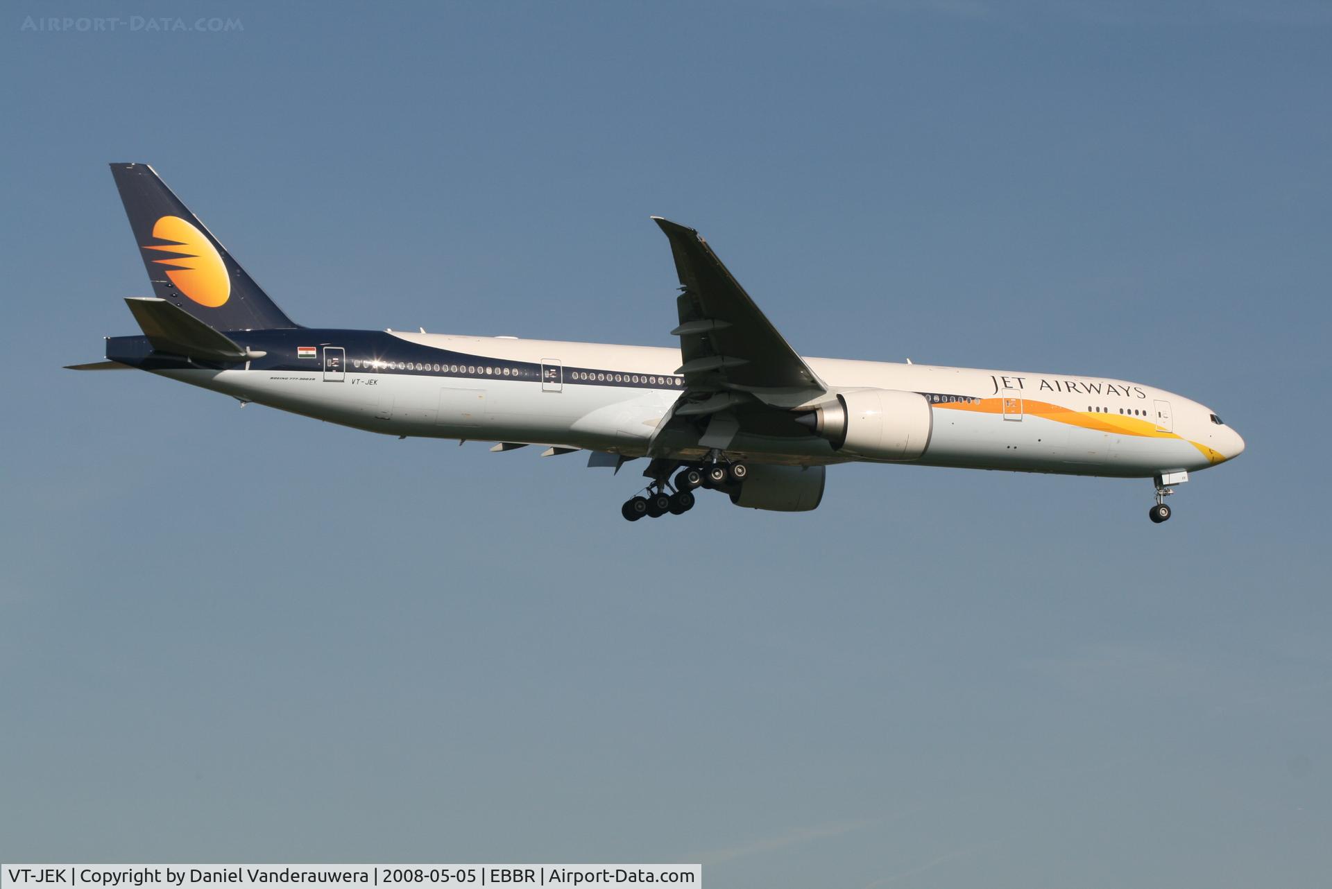 VT-JEK, 2008 Boeing 777-35R C/N 35165/696, flight 9W229 is descending to rwy 02