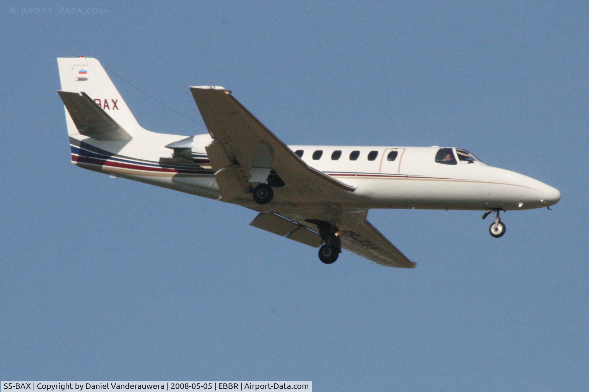 S5-BAX, 1985 Cessna S550 Citation IIS C/N S550-0028, Arriving to rwy 02