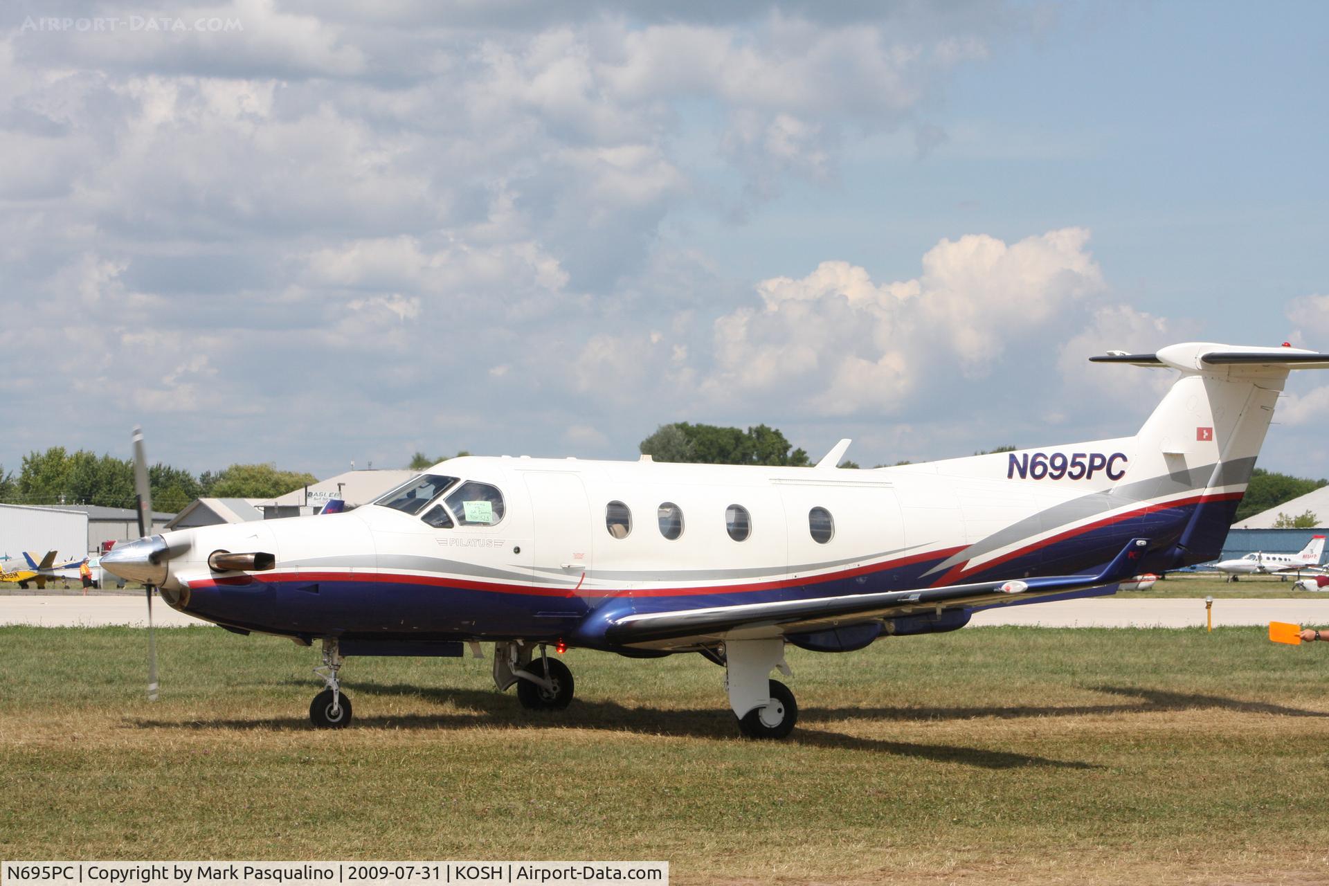 N695PC, 1999 Pilatus PC-12/45 C/N 305, Pilatus PC-12