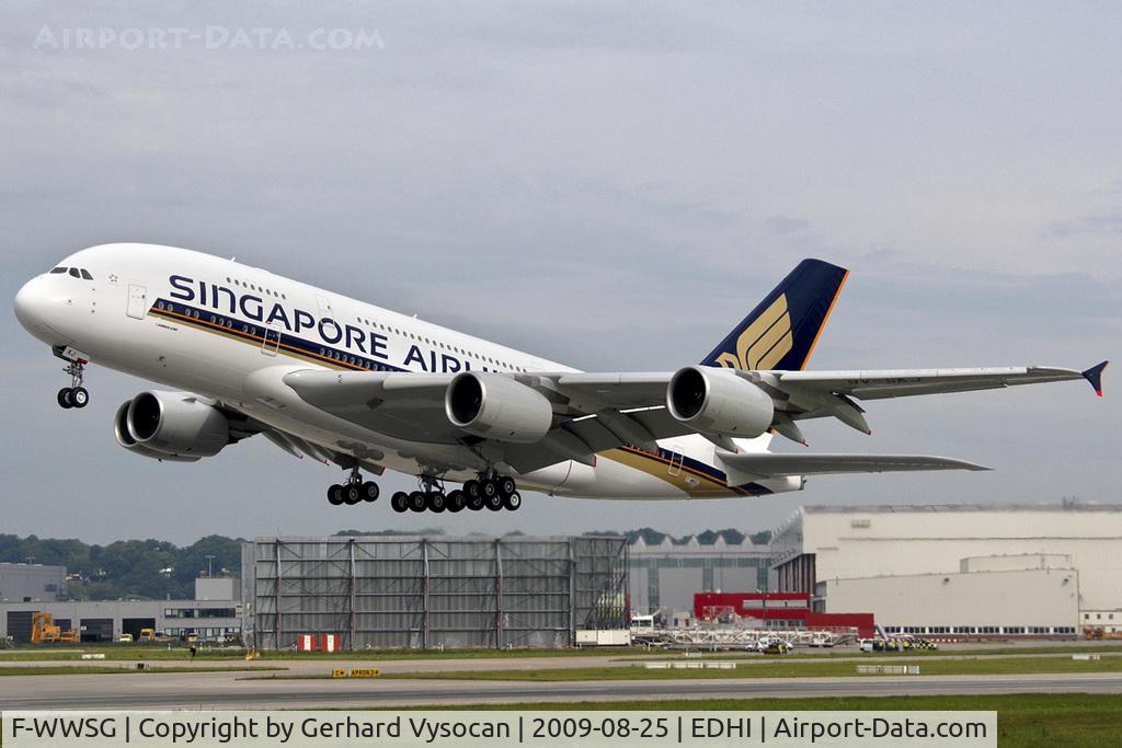 F-WWSG, 2007 Airbus A380-841 C/N 010, climbing for a testflight