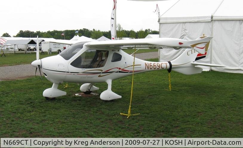 N669CT, Flight Design CTLS C/N F-08-06-11, EAA Airventure 2009
