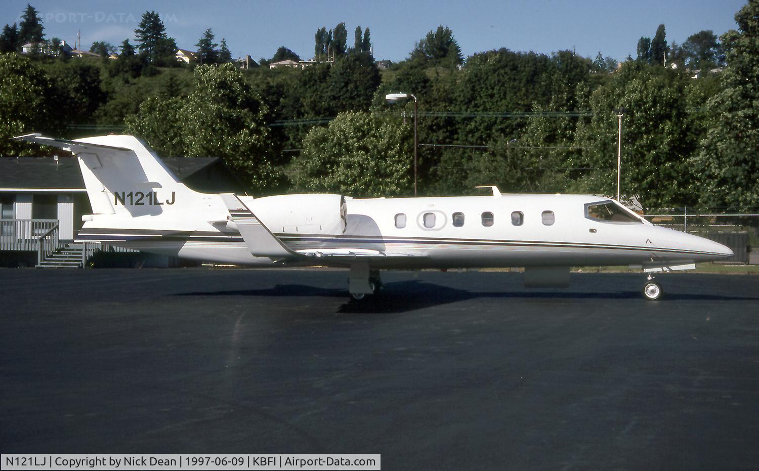 N121LJ, 1996 Learjet 31A C/N 121, KBFI