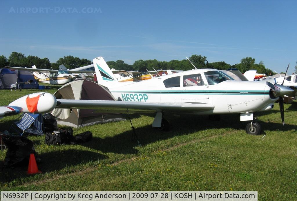 N6932P, 1960 Piper PA-24-250 Comanche C/N 24-2066, EAA Airventure 2009
