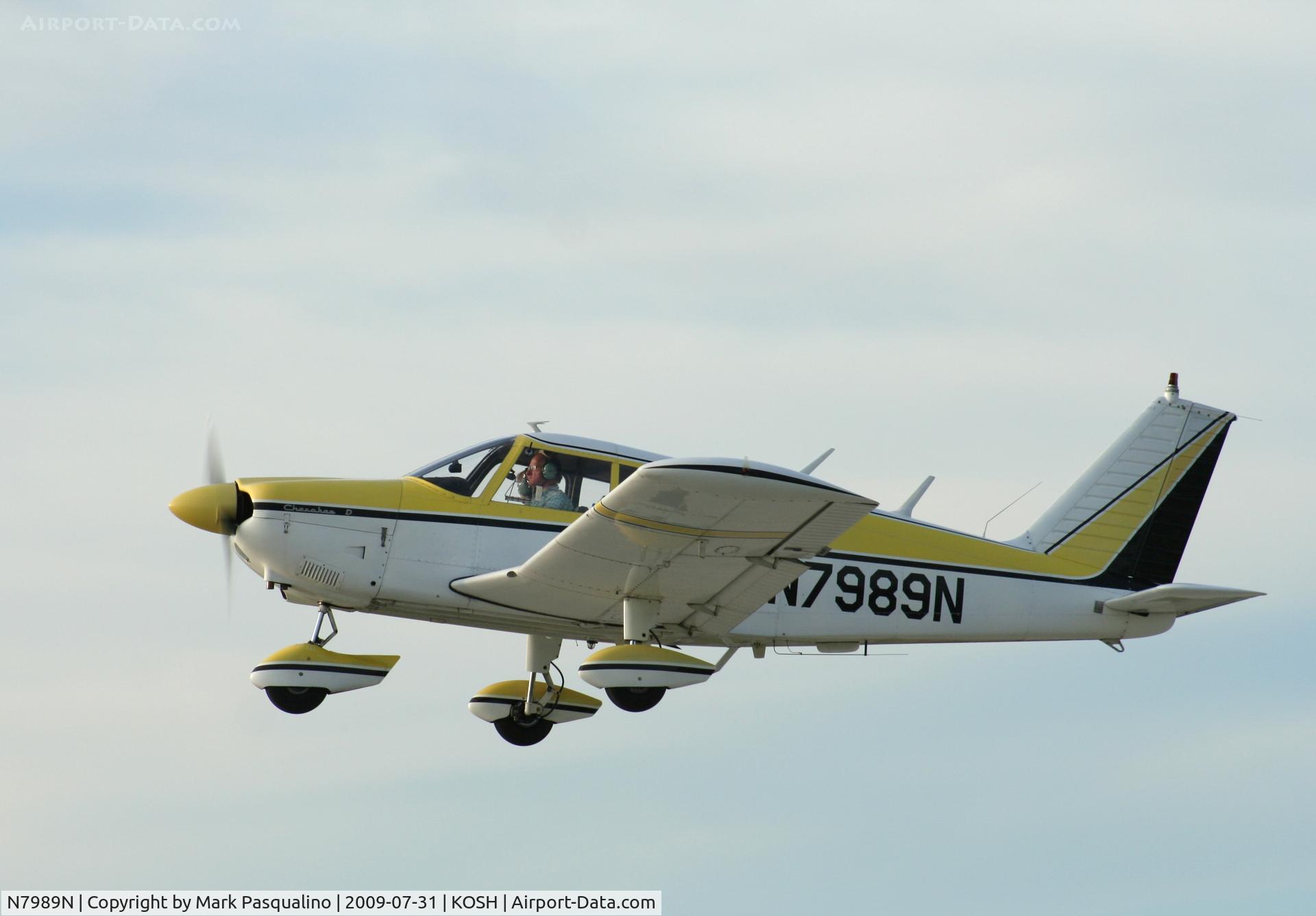 N7989N, 1969 Piper PA-28-180 Cherokee C/N 28-5416, Piper PA-28-180