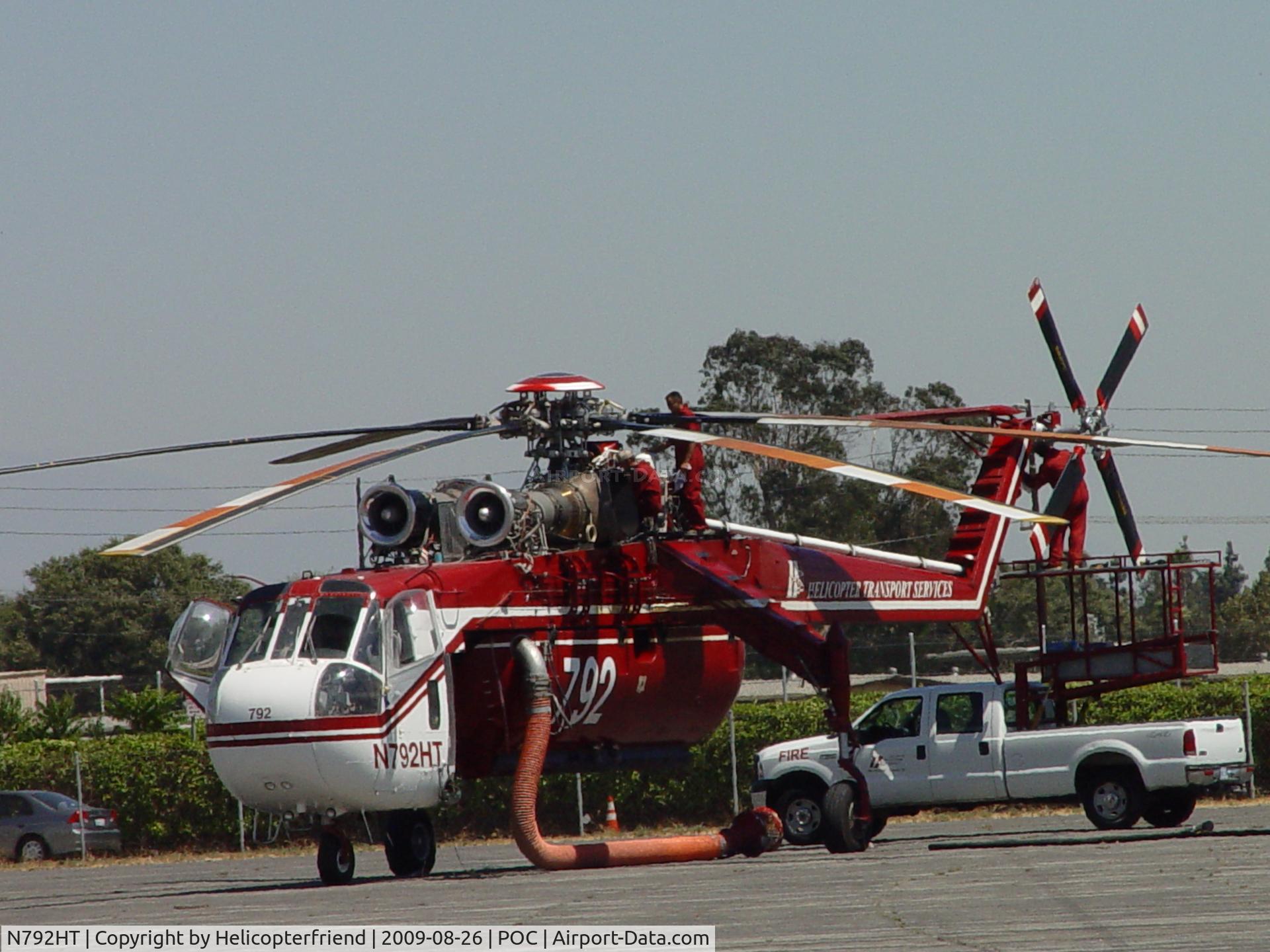 N792HT, 1968 Sikorsky CH-54A Tarhe C/N 64.049, Preparing the ship to assist with Azusa Fire