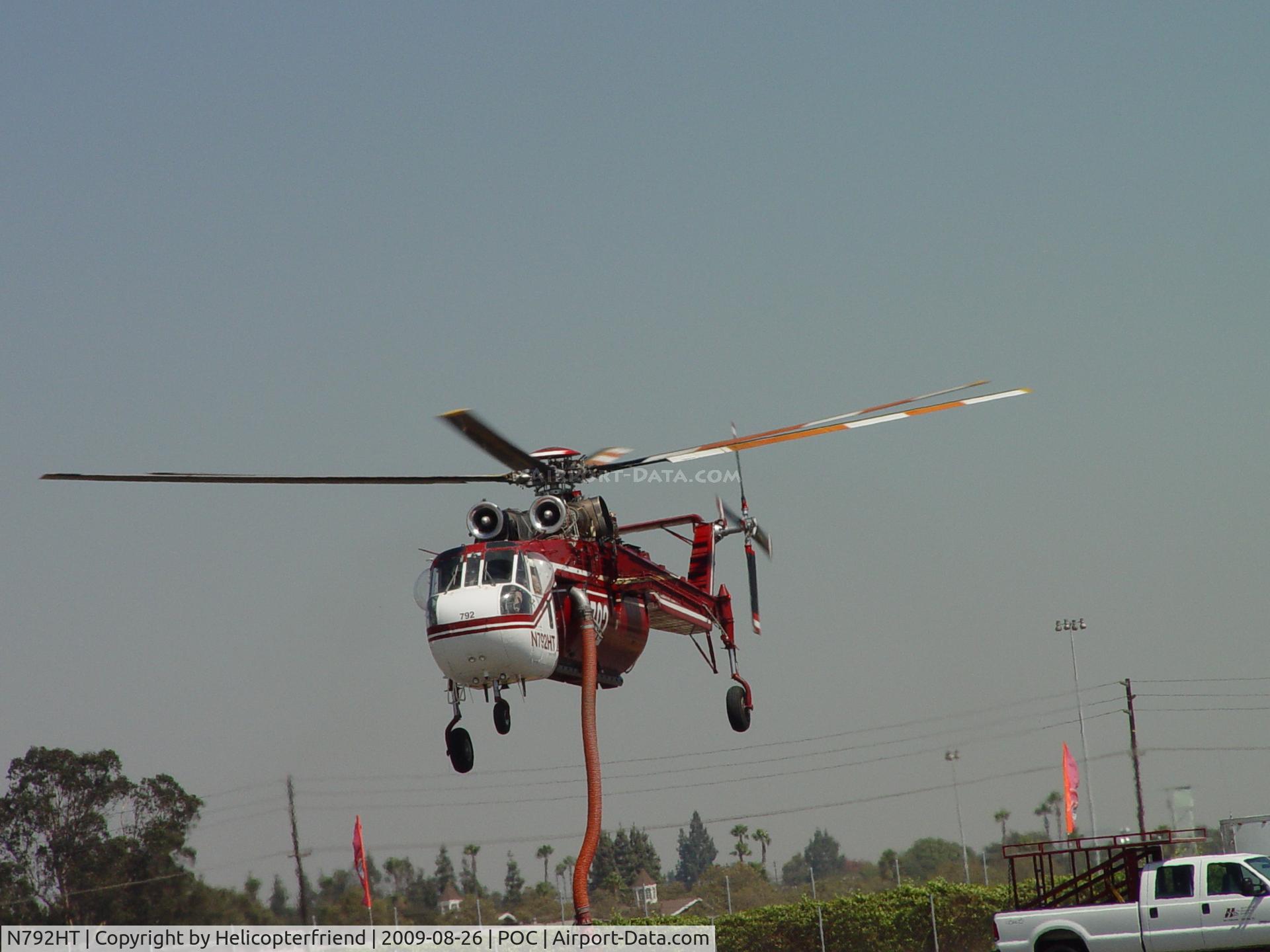 N792HT, 1968 Sikorsky CH-54A Tarhe C/N 64.049, Airbourne ready to leave