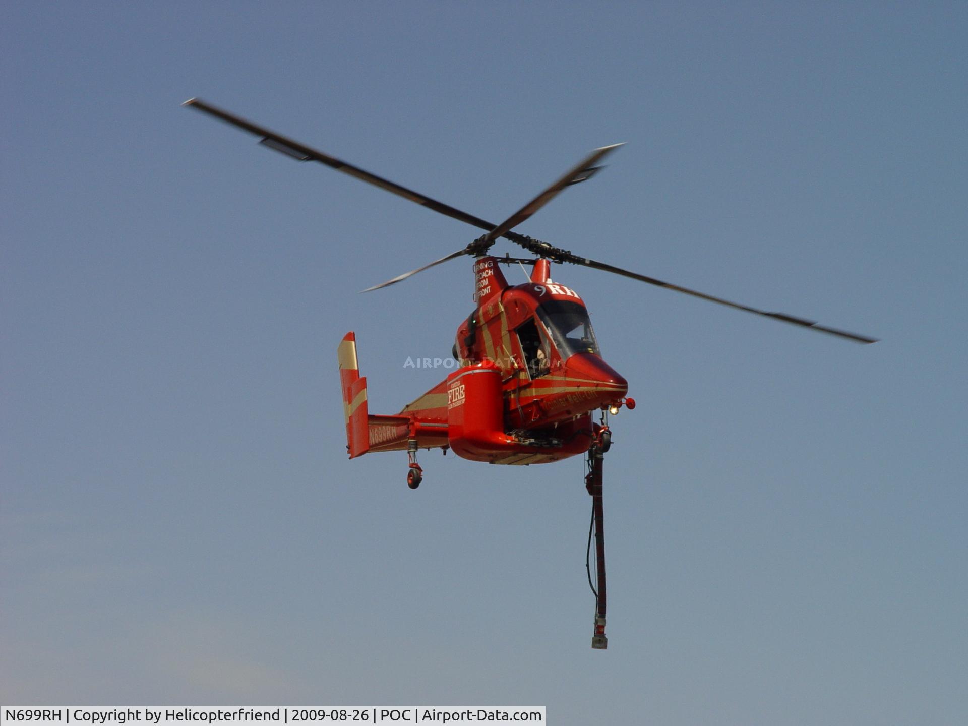 N699RH, 1994 Kaman K-1200 K-Max C/N A94-0019, Looking for a landing spot