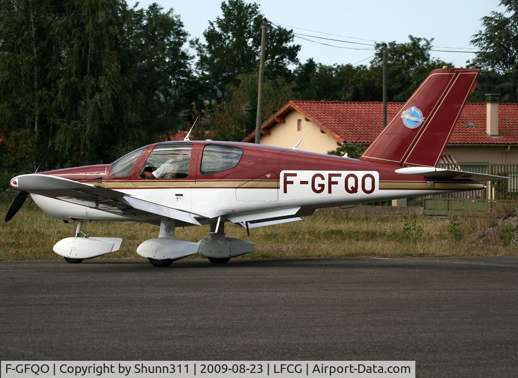 F-GFQO, Socata TB-10 Tobago C/N 657, Arriving from light flight...