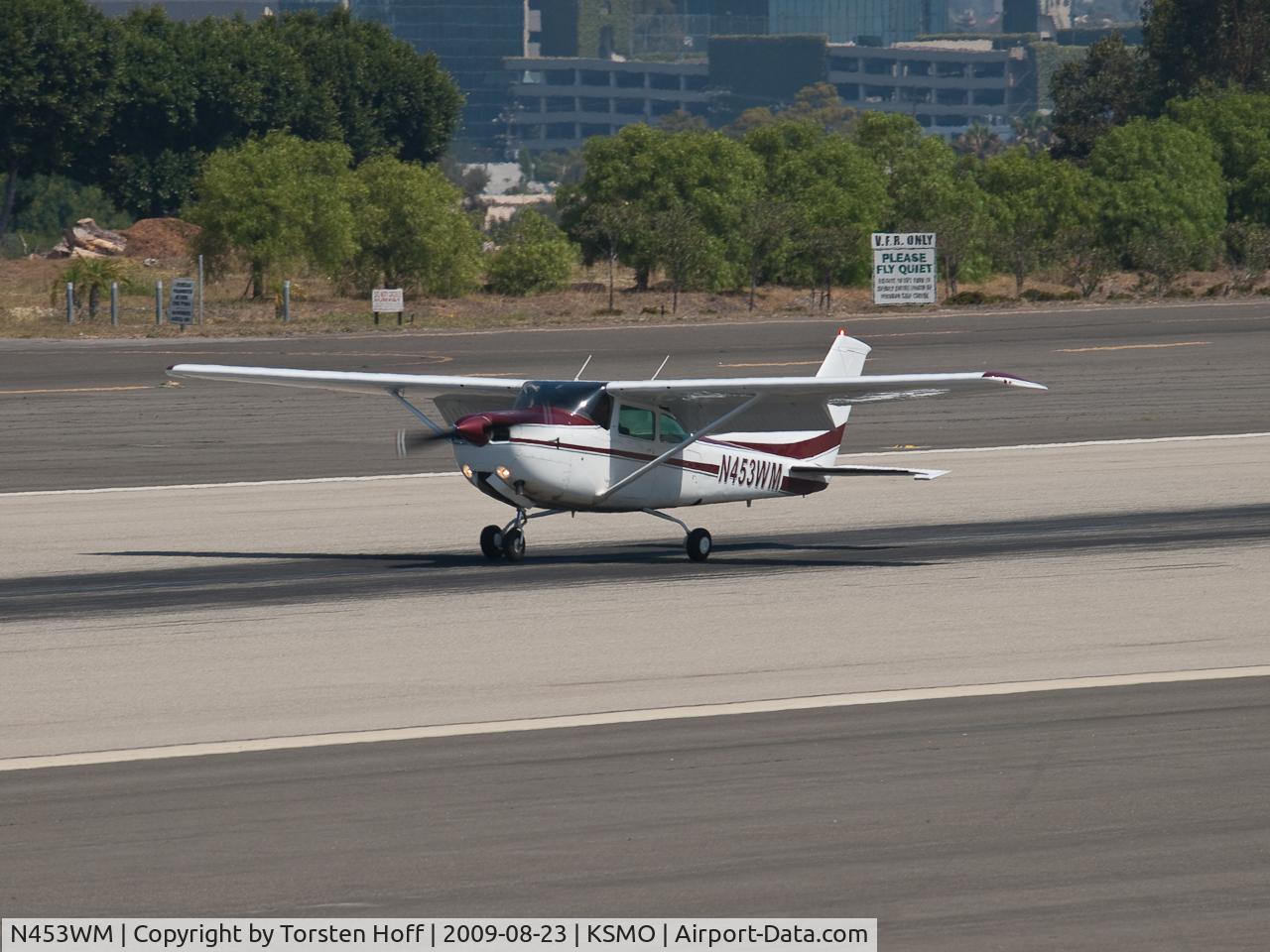 N453WM, 1978 Cessna TR182 Turbo Skylane RG C/N R18200828, N453WM arriving on RWY 21